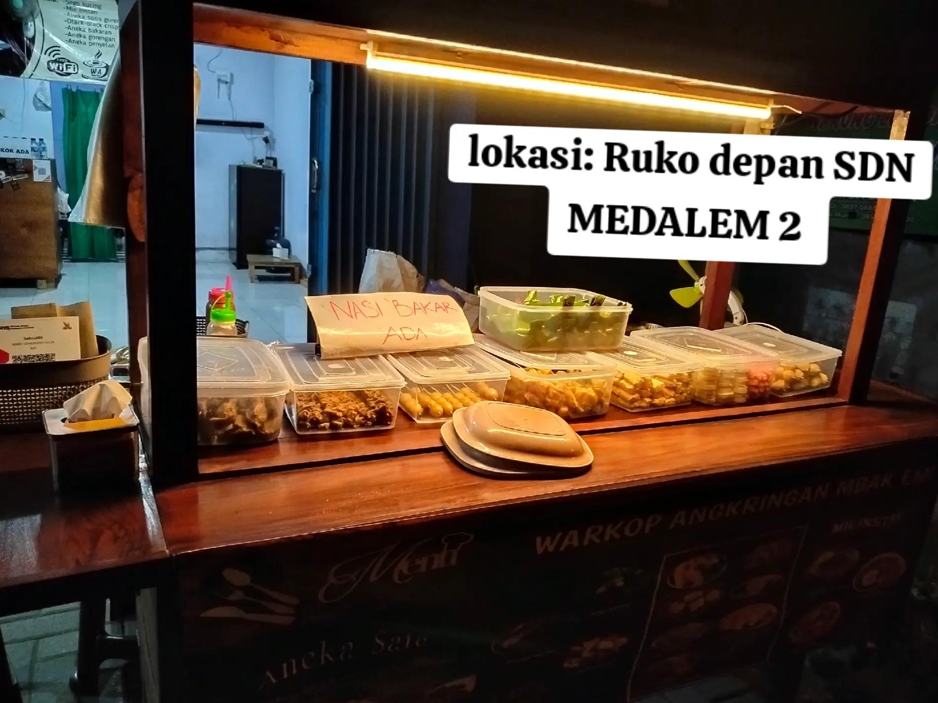 @Warkop angkringan mbak emi
