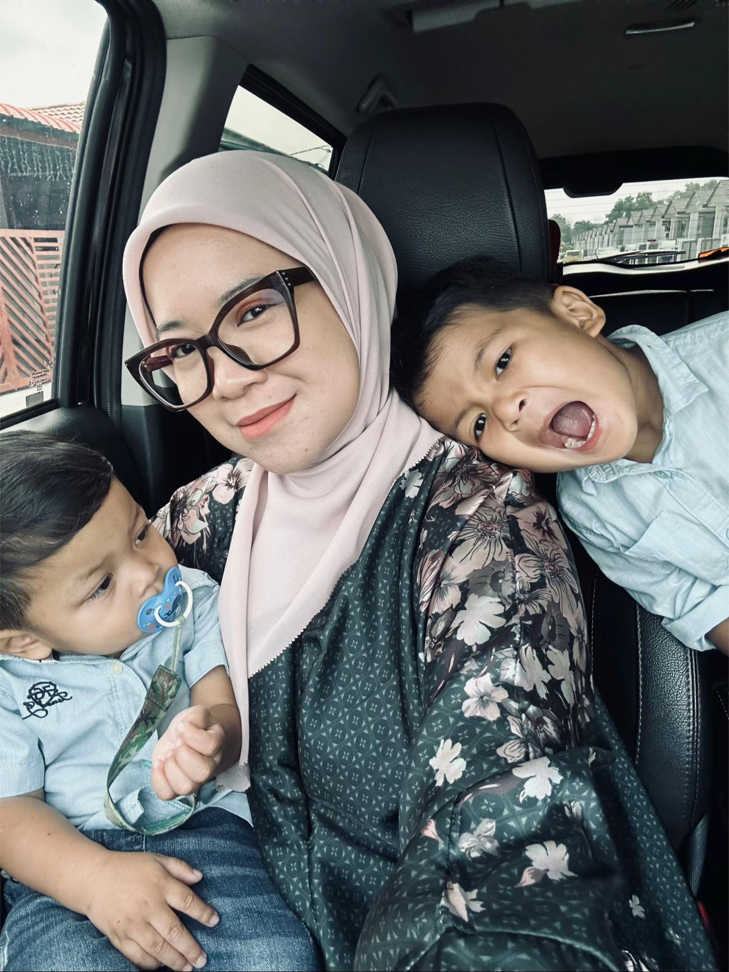 @UMMI SULAIMAN