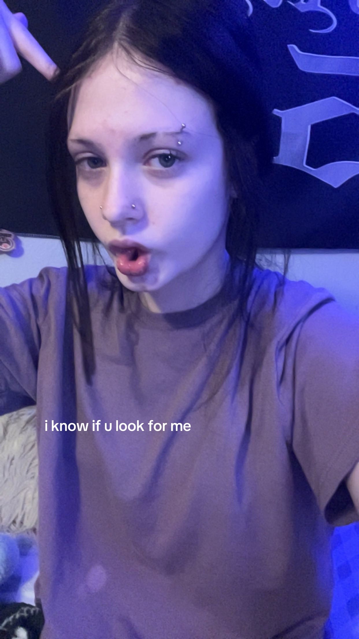 @mari.