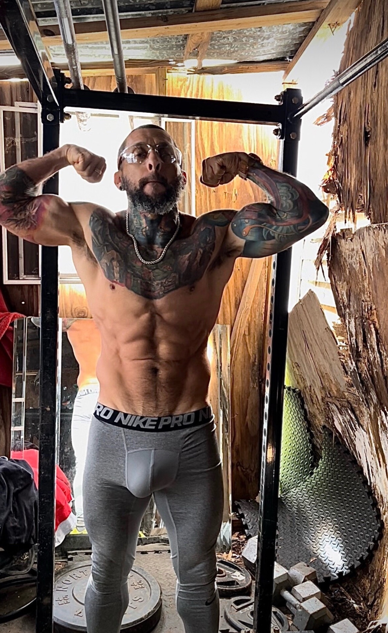 @Giovanni Muscles