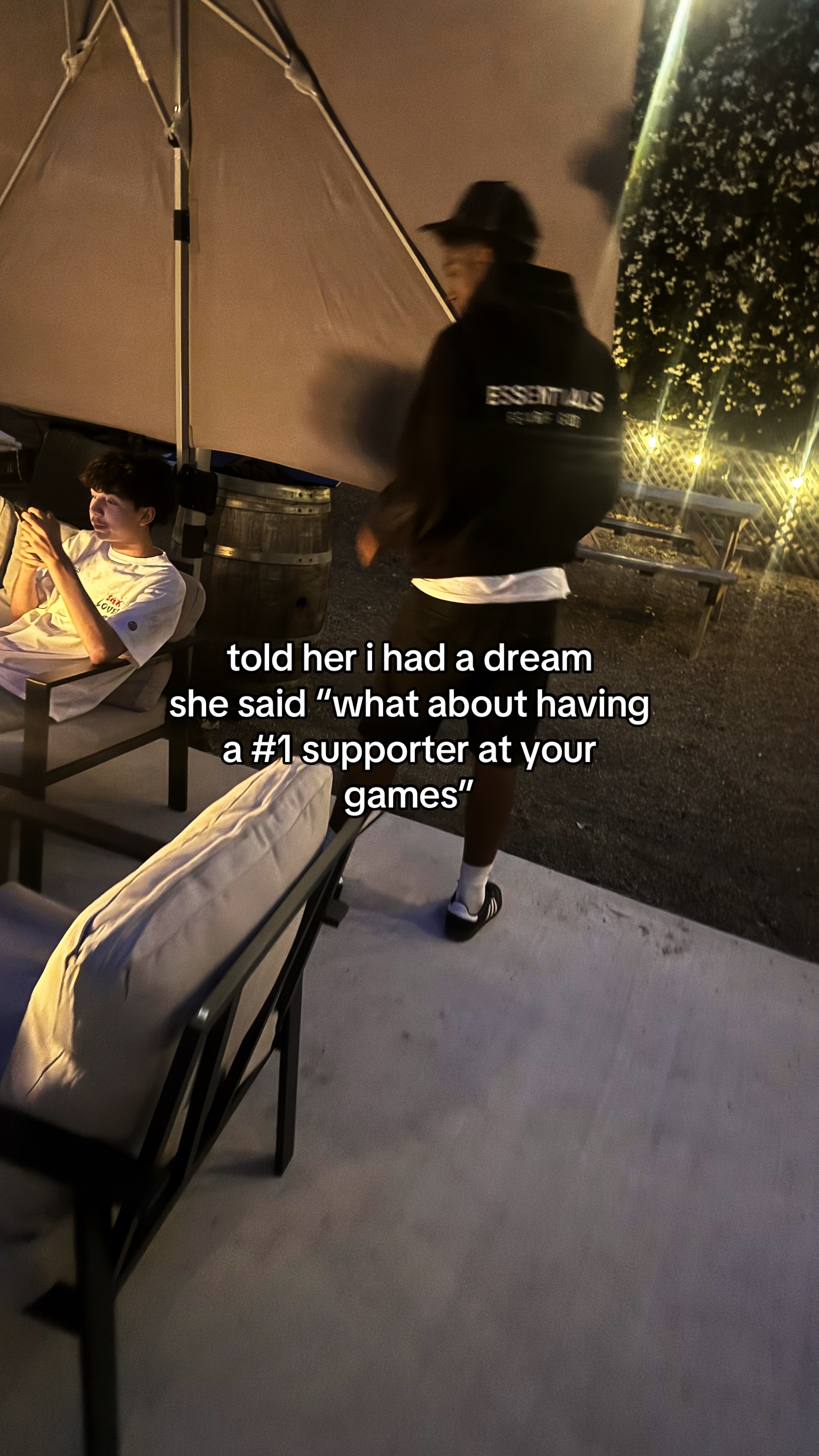 @️