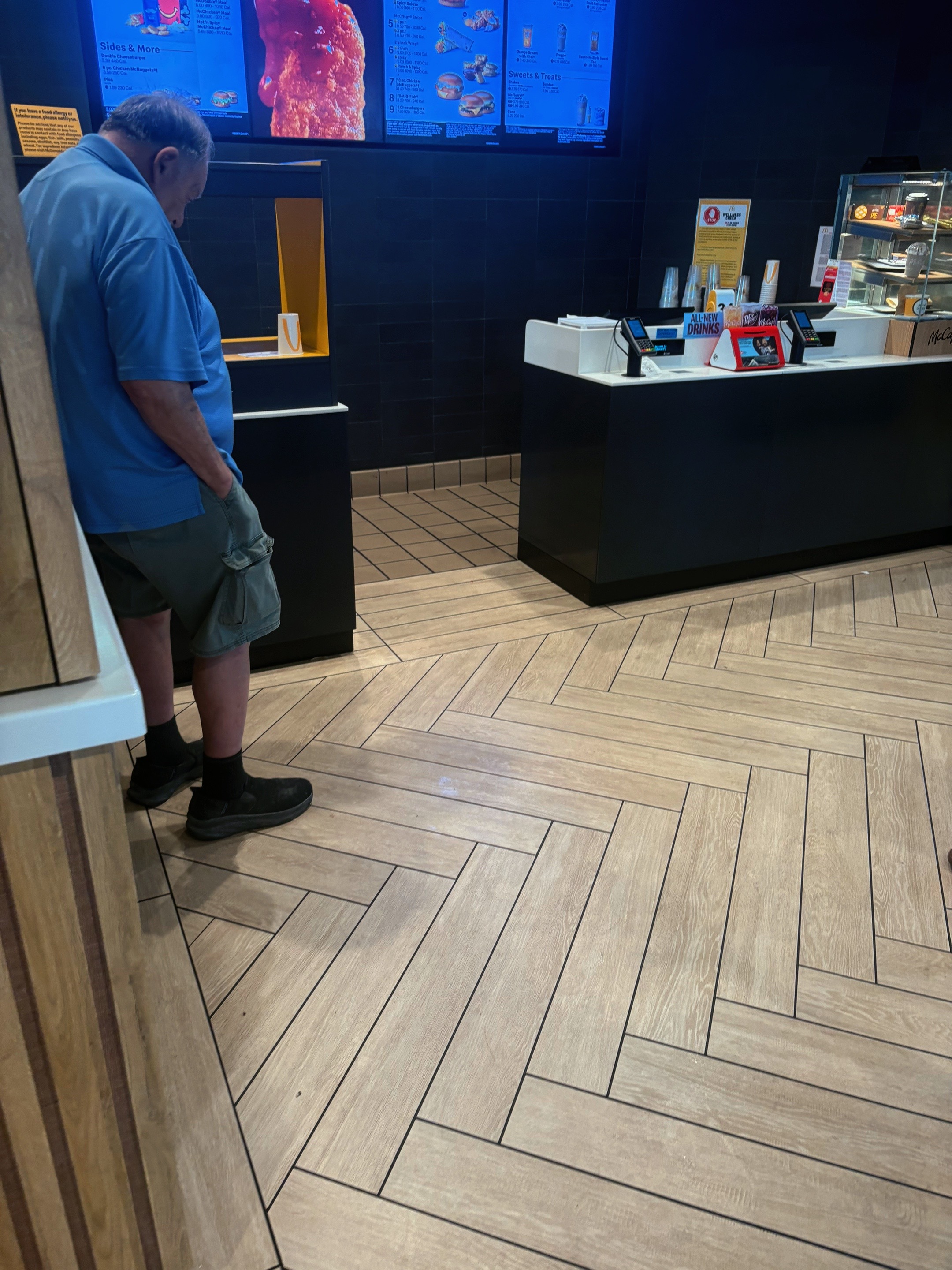@tripouttravvv