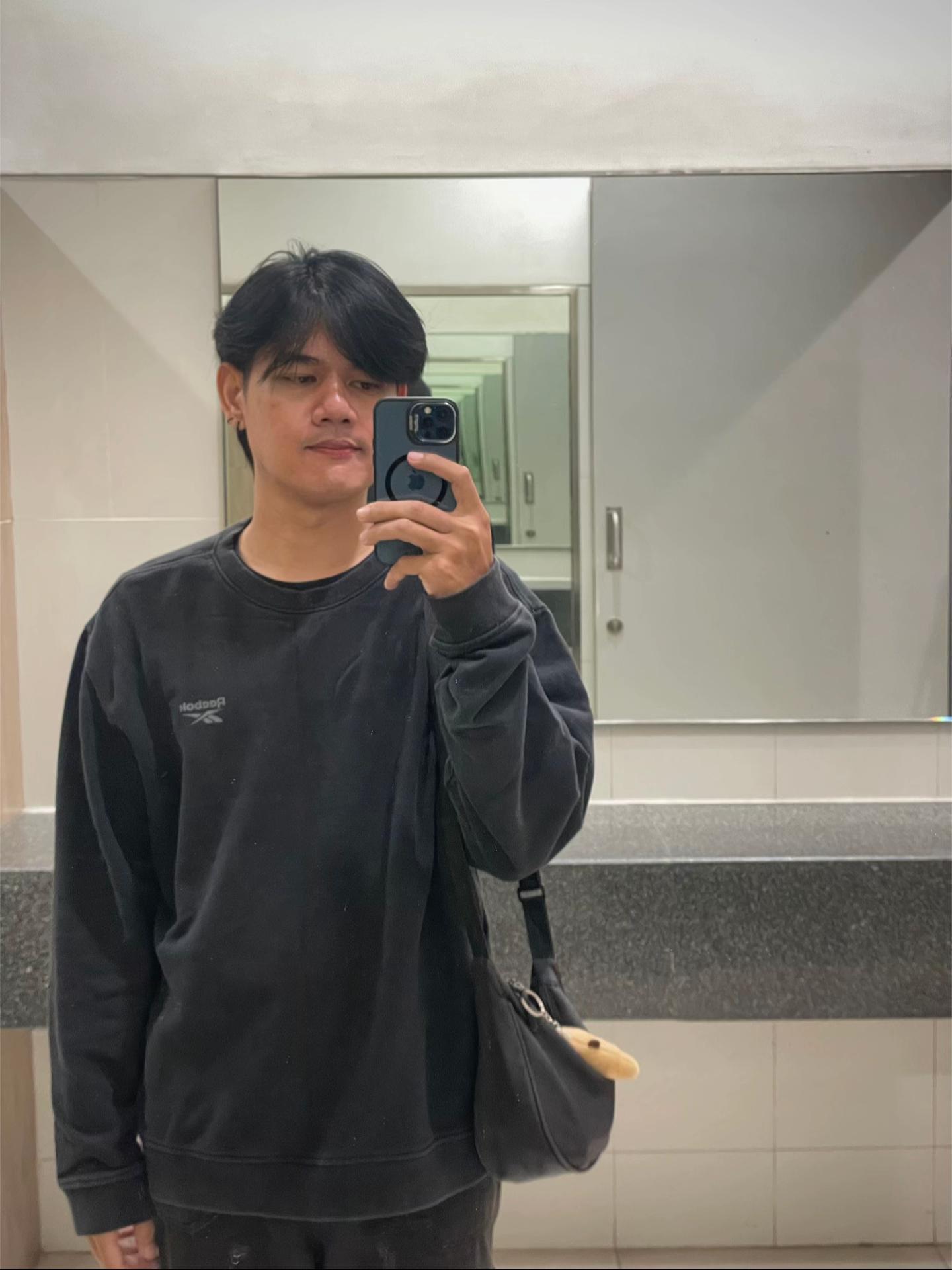 @Hz_