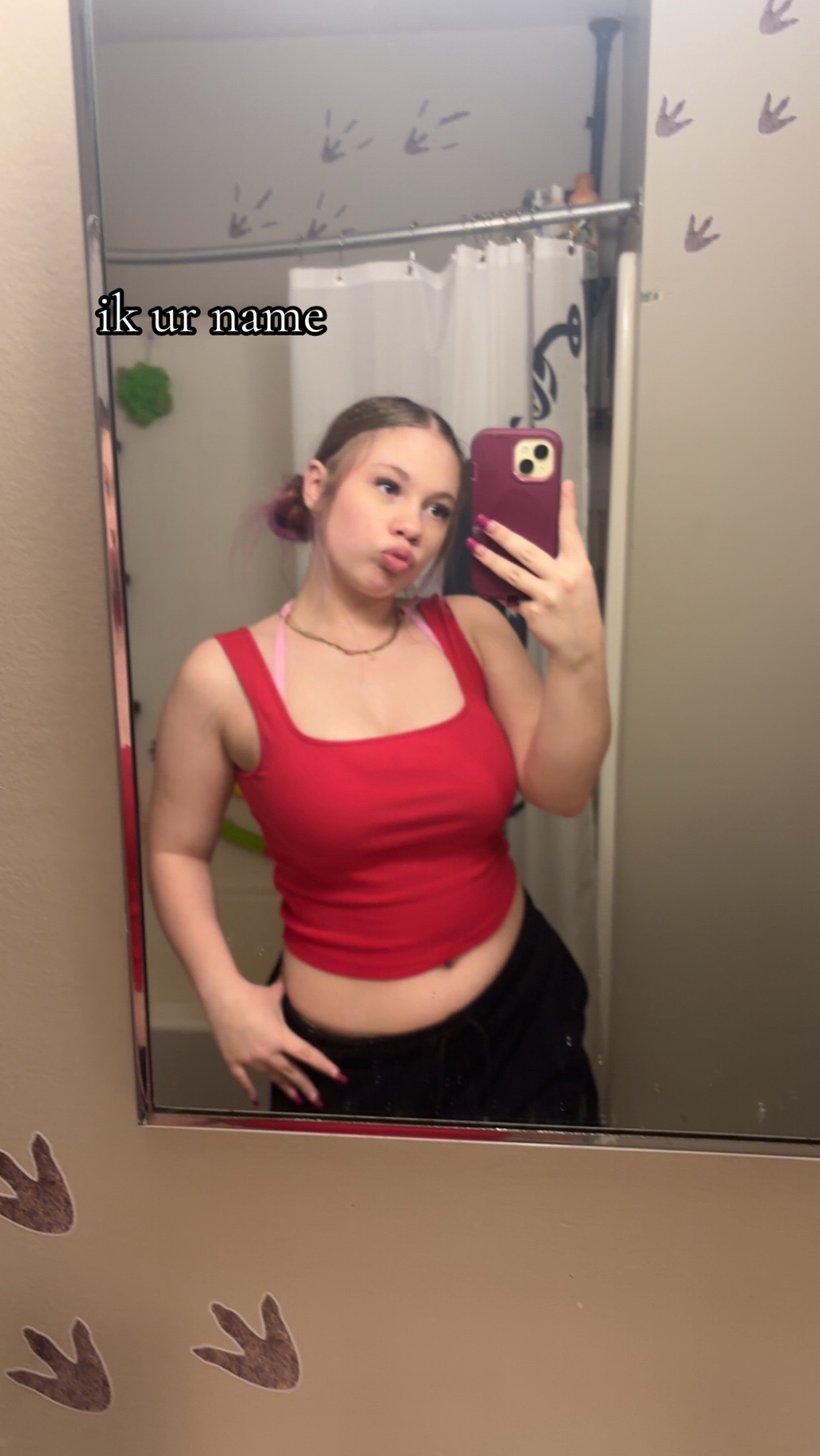 @👻