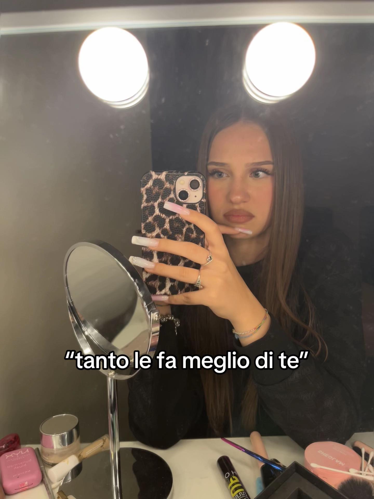 @&euro;L&iexcl;$A💋