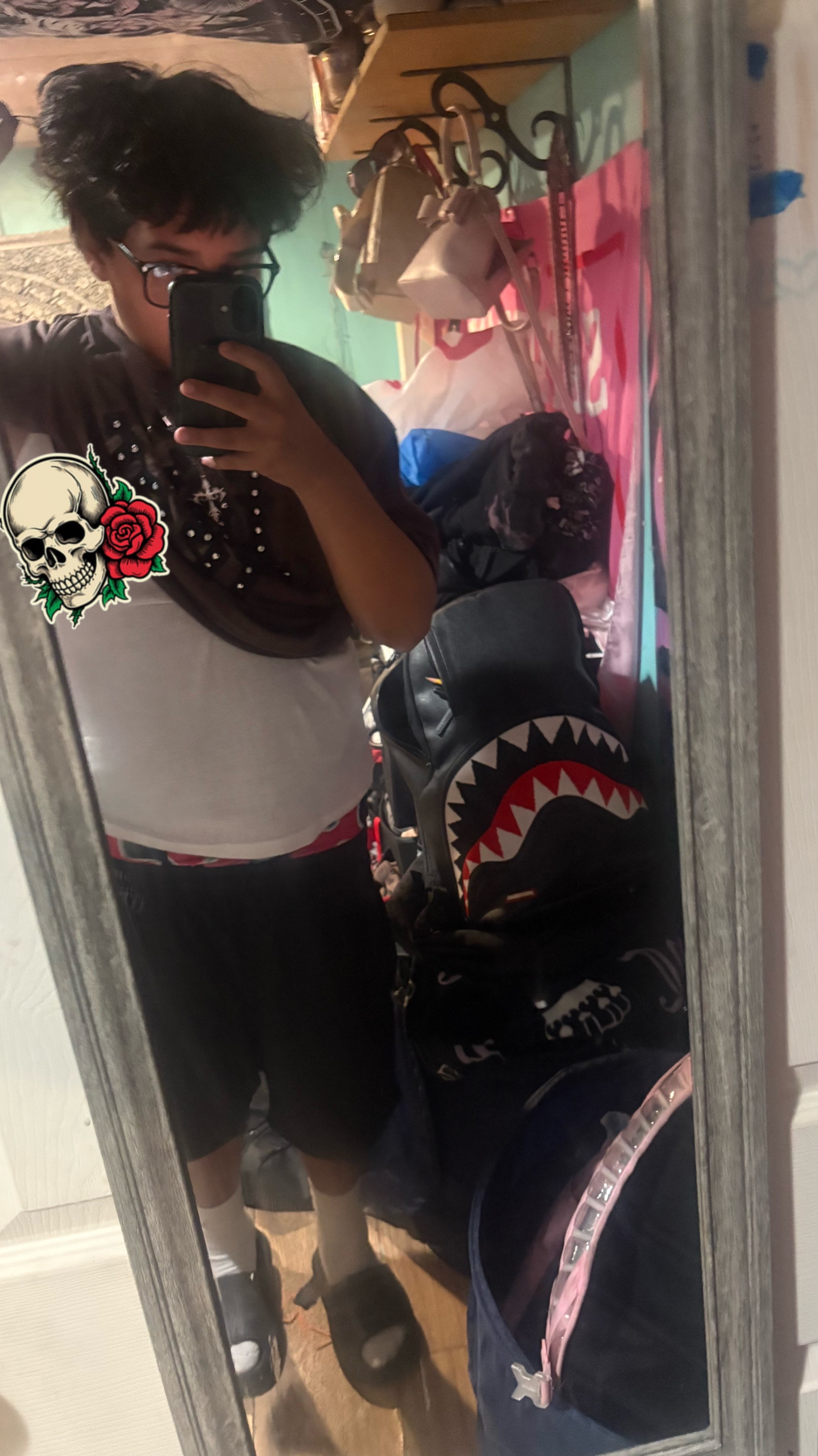 @⃟