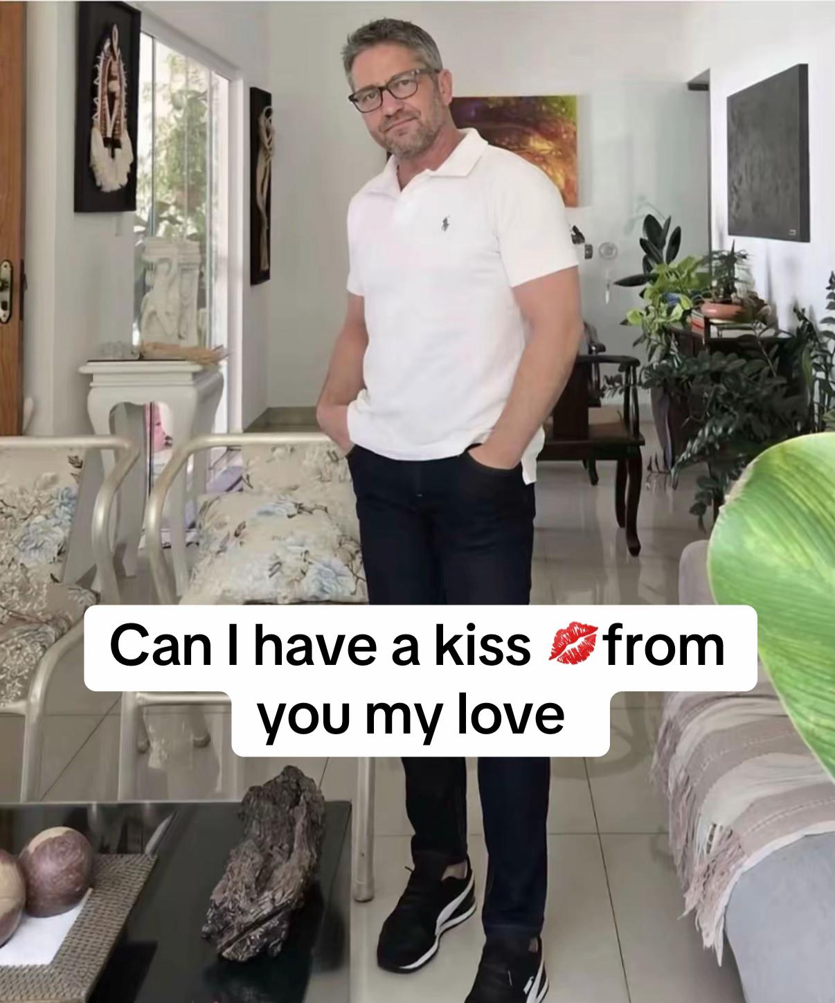 @PRIVATE CHAT