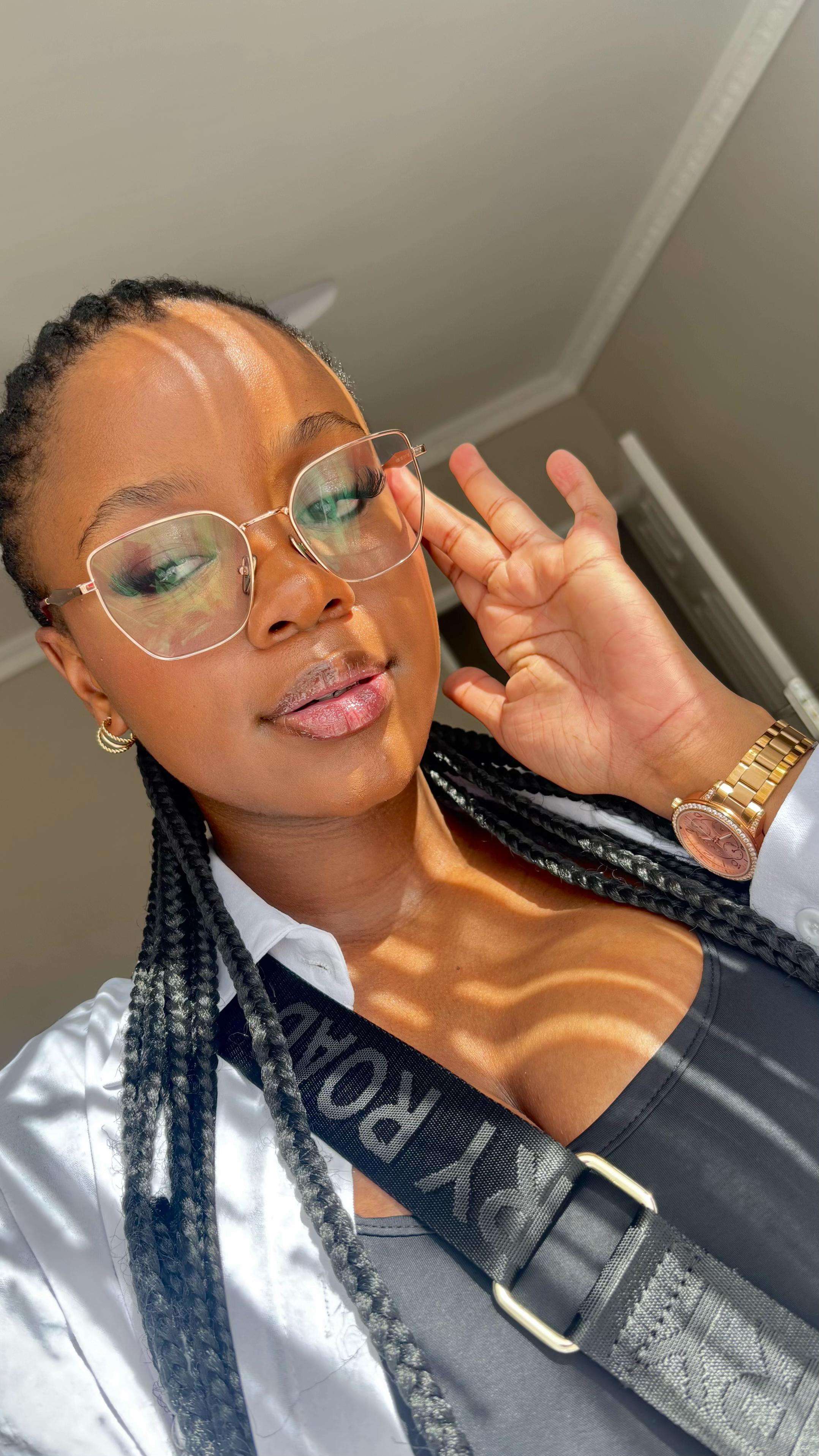 @Alwanduthando Myeza