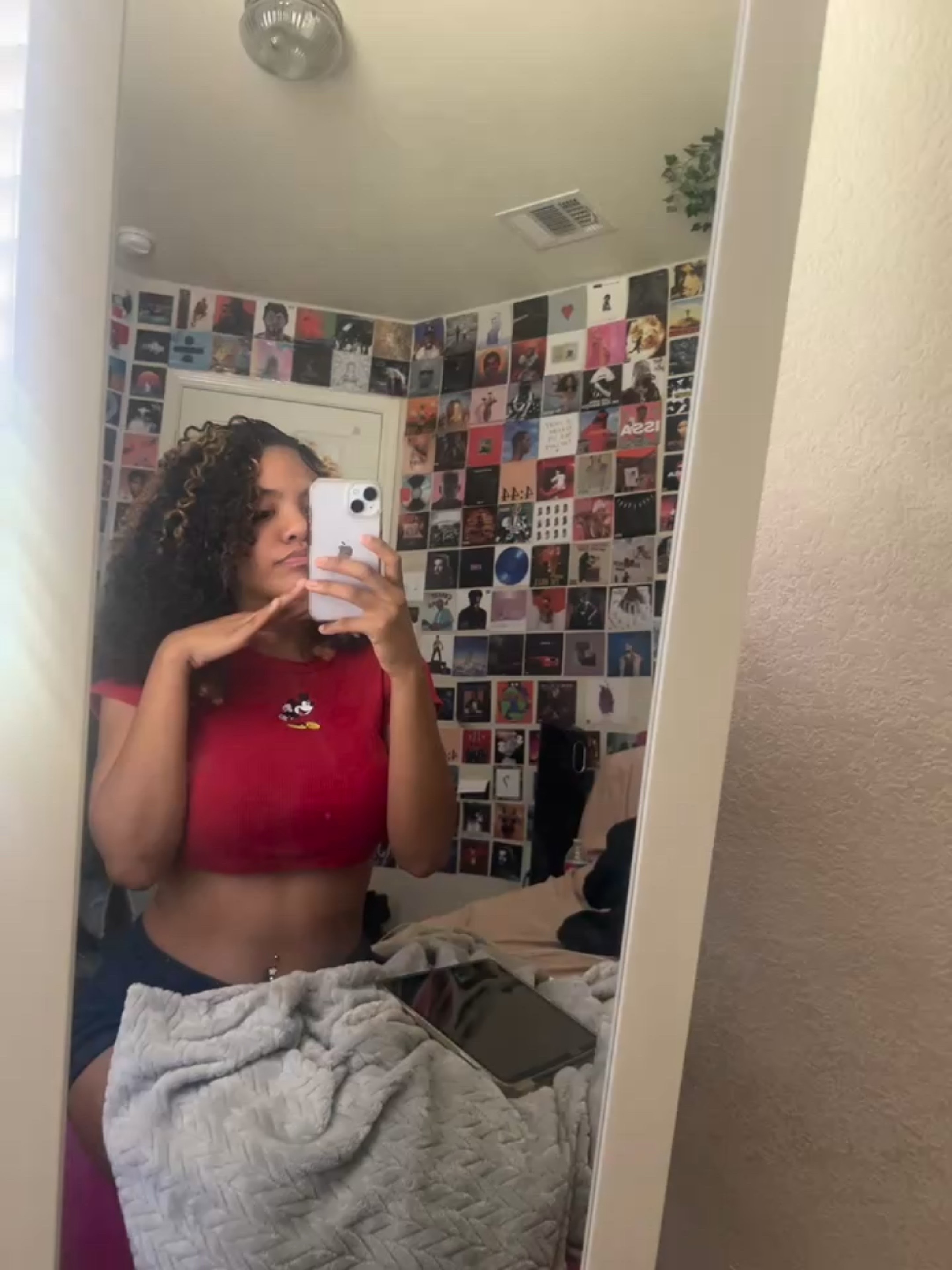 @naiaaa