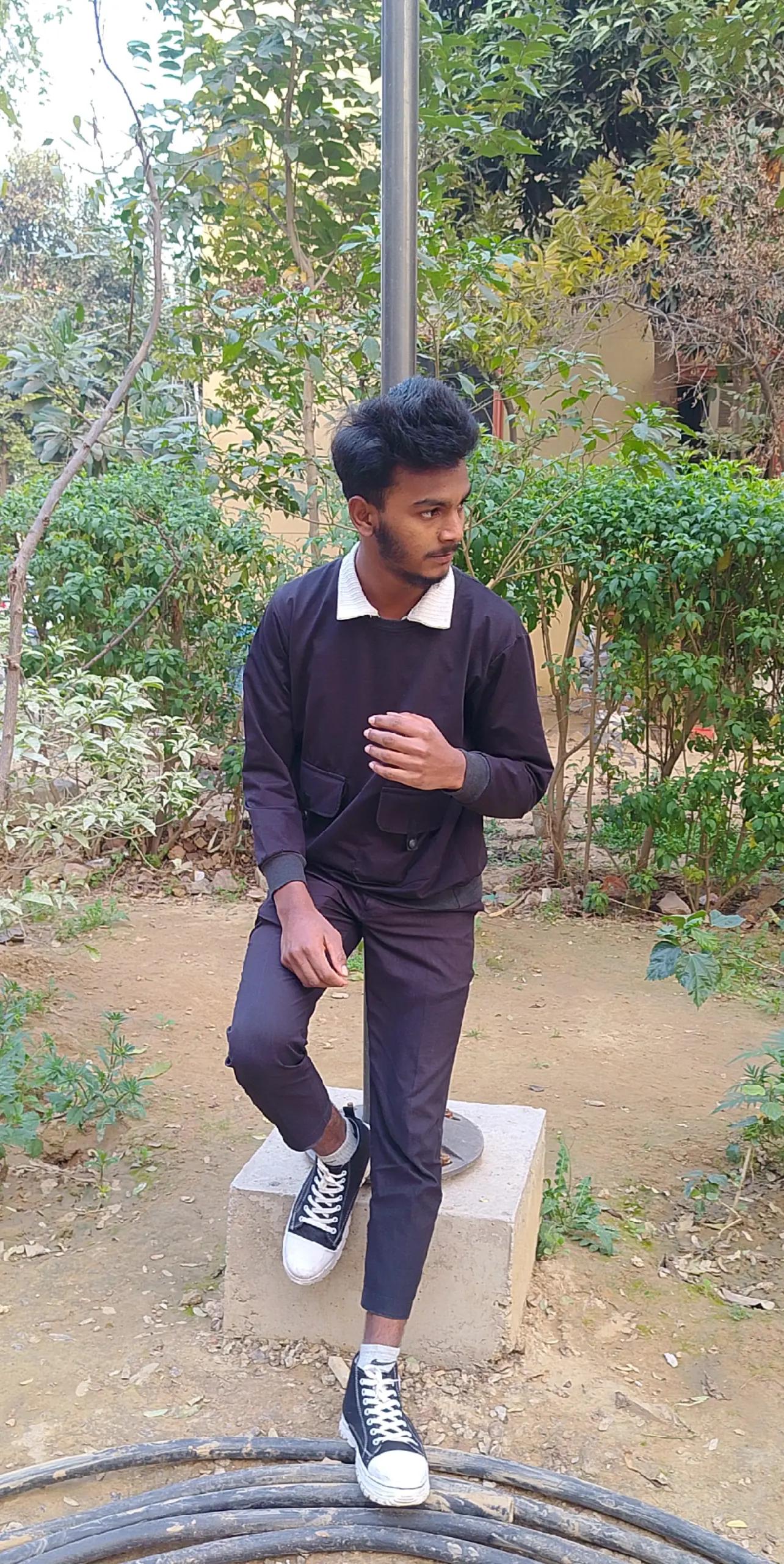 @Hasrat Rain🚭🚭🇳🇵👑🥷