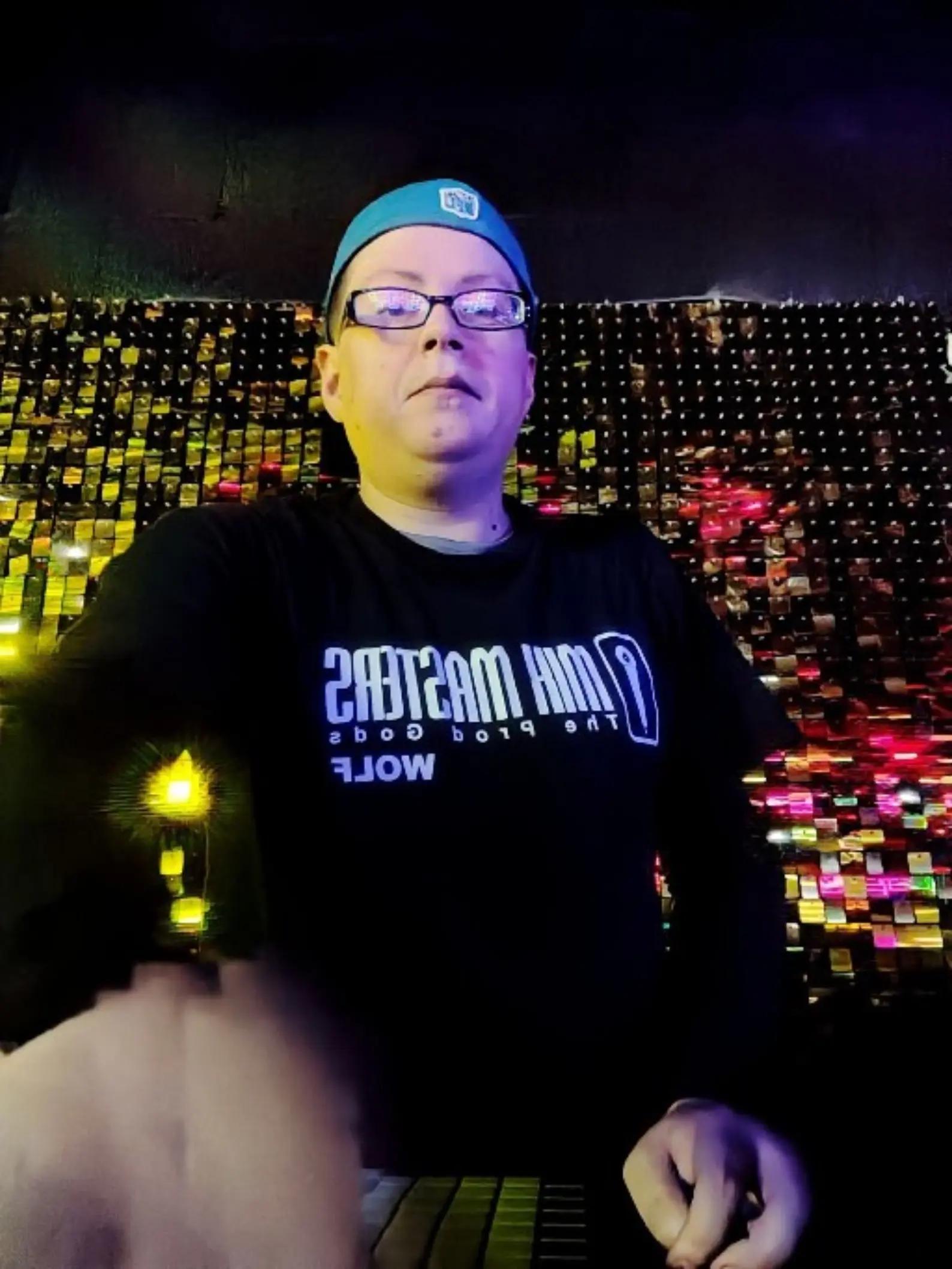 @Mix Masters DJWOLF