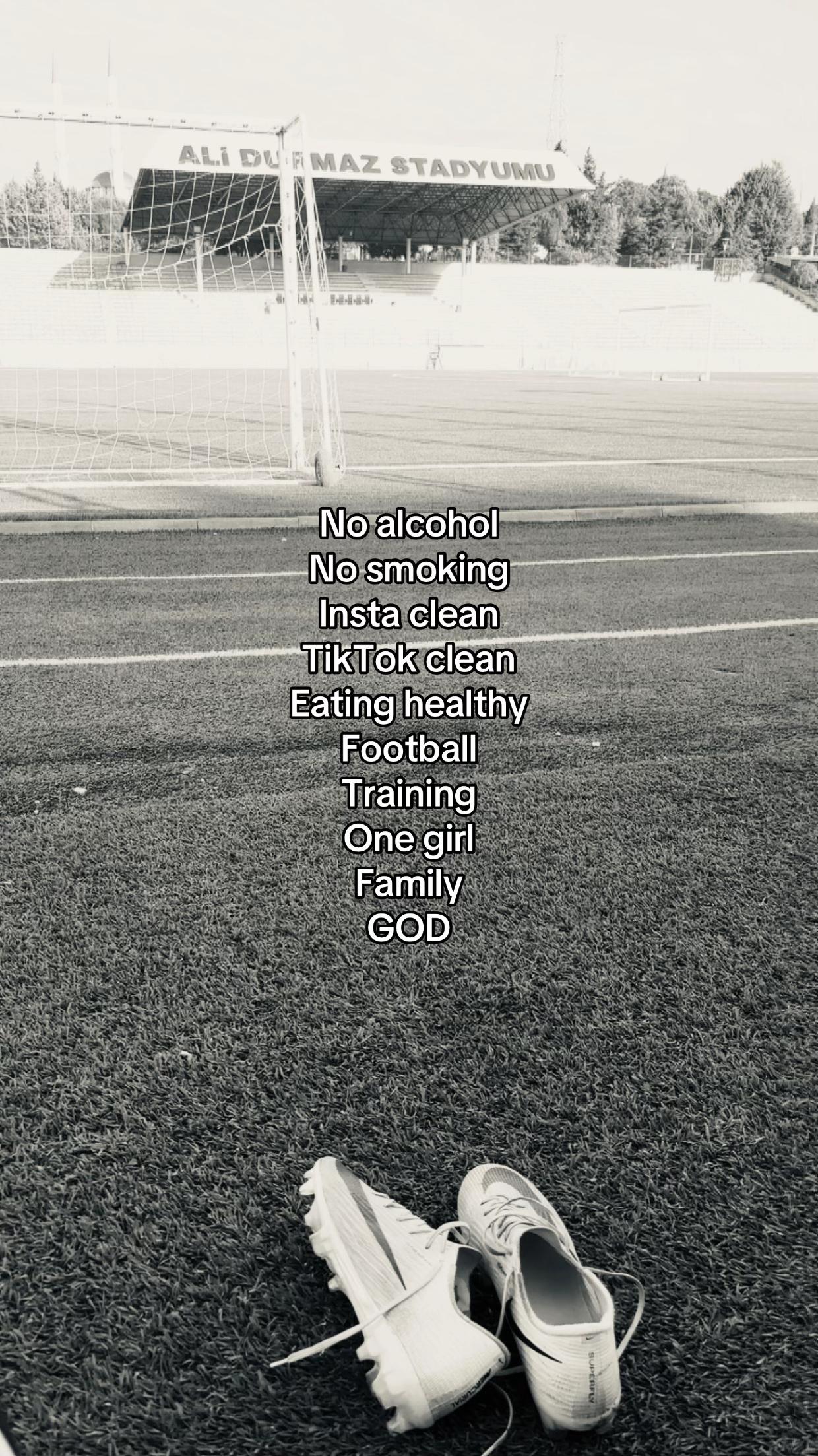 @YE