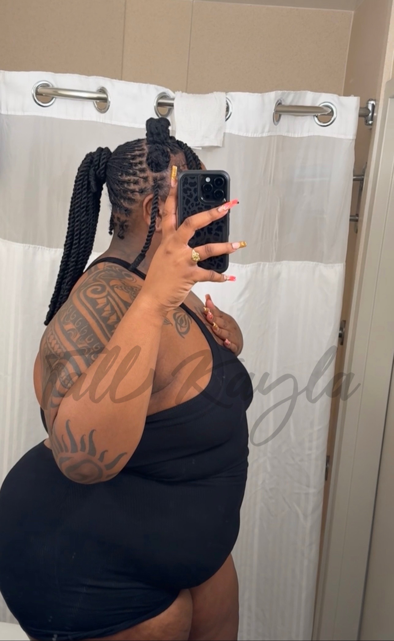 @6’3” Stallion