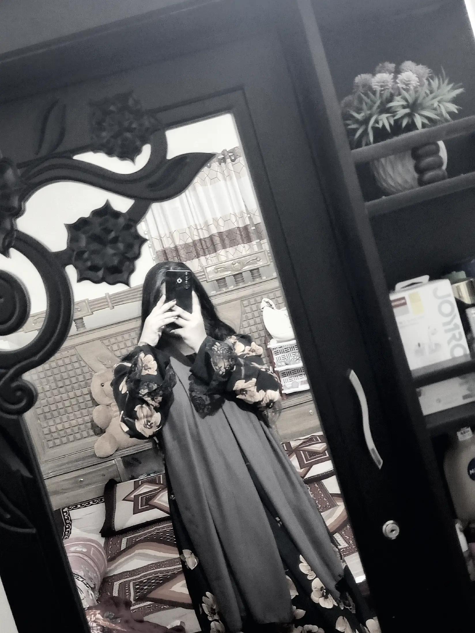 @_ MOKTHA _