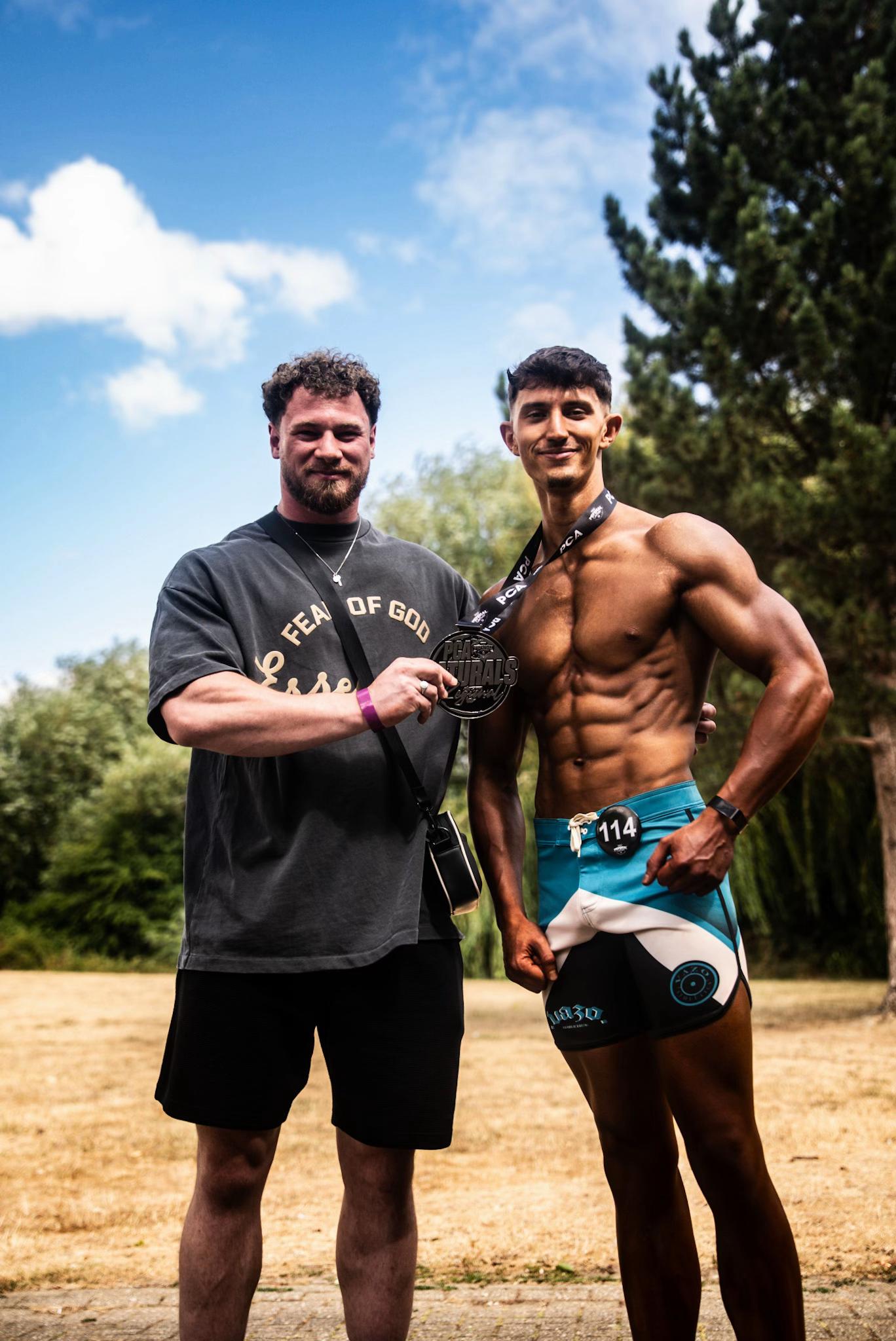 @Hugh Thompson| Physique coach