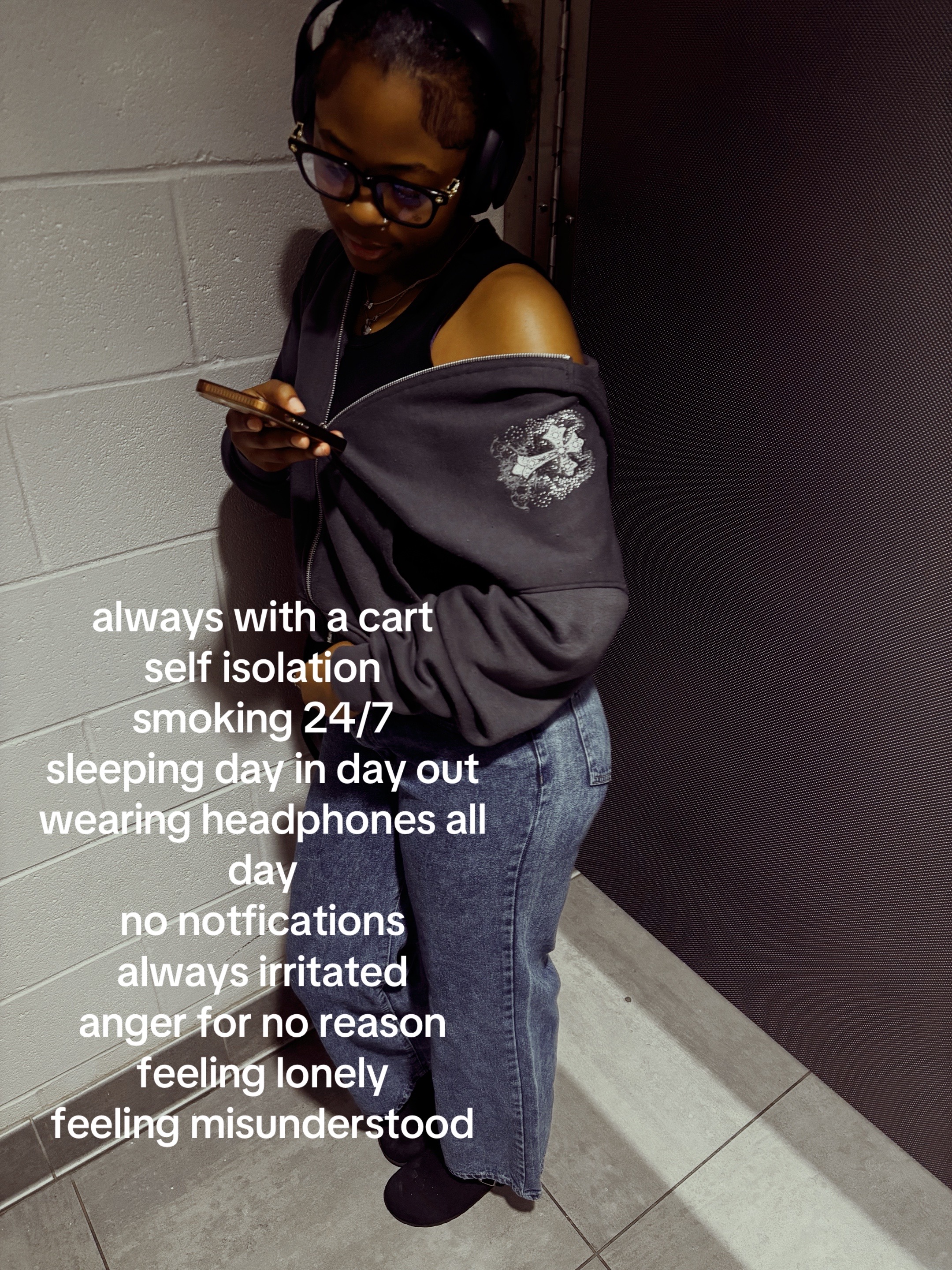 @️