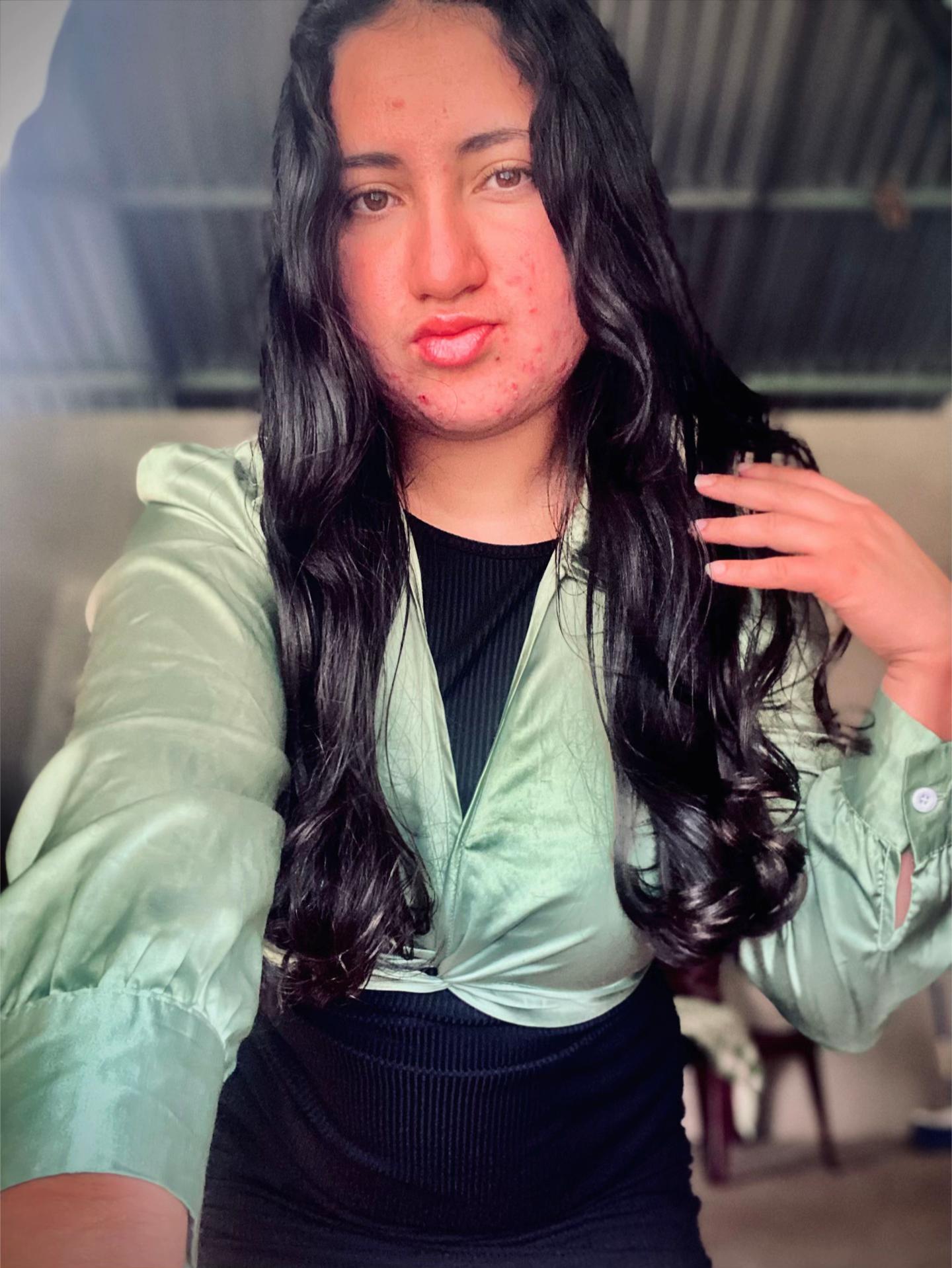 @🍒Genesis 🤍🍒