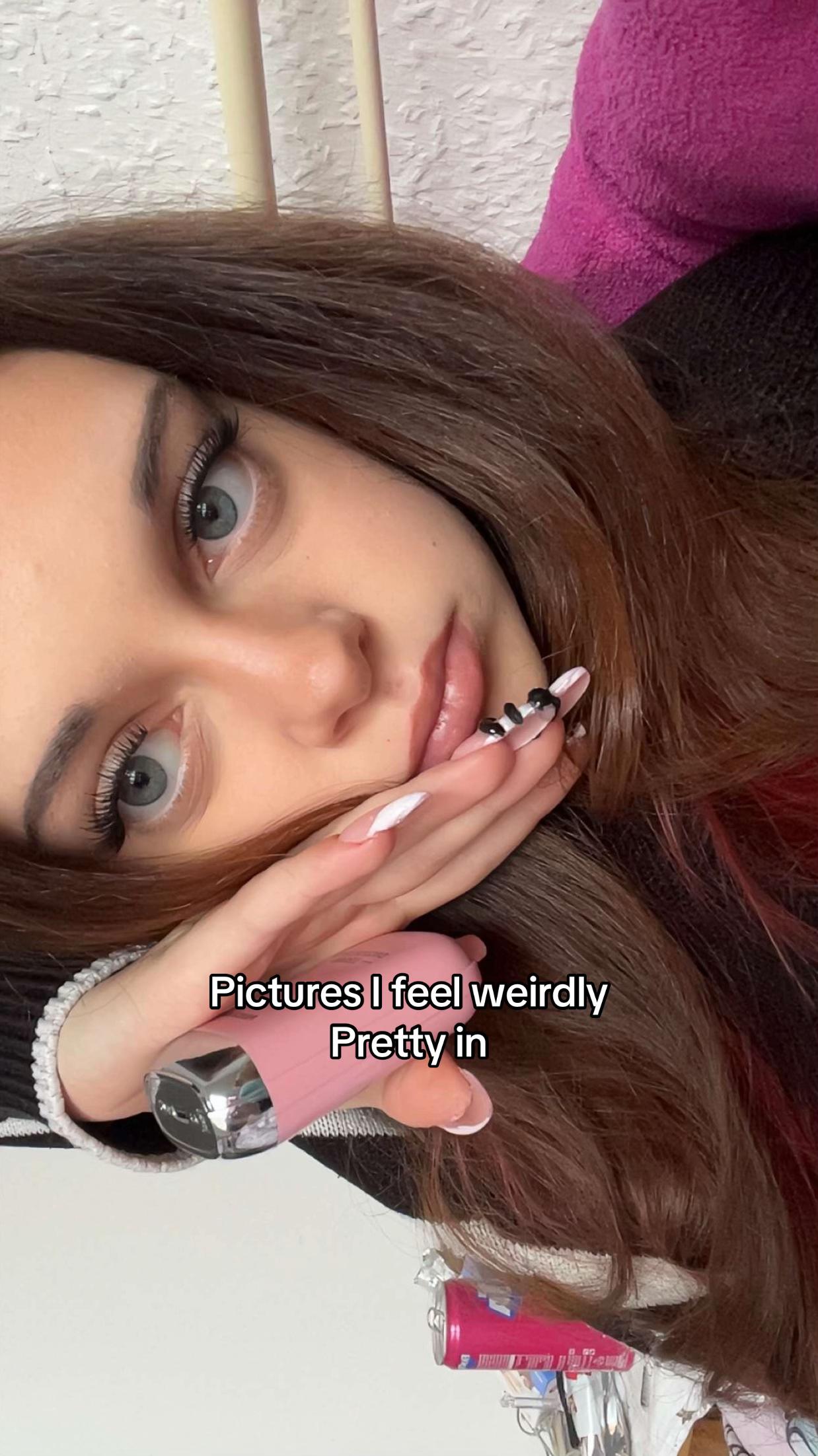 @Lena🧿