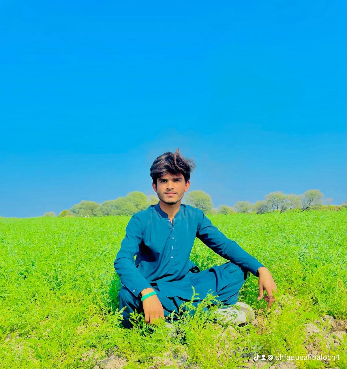 @AشFAق۔ ~~~   BAلOچ &raquo; 😍❣️