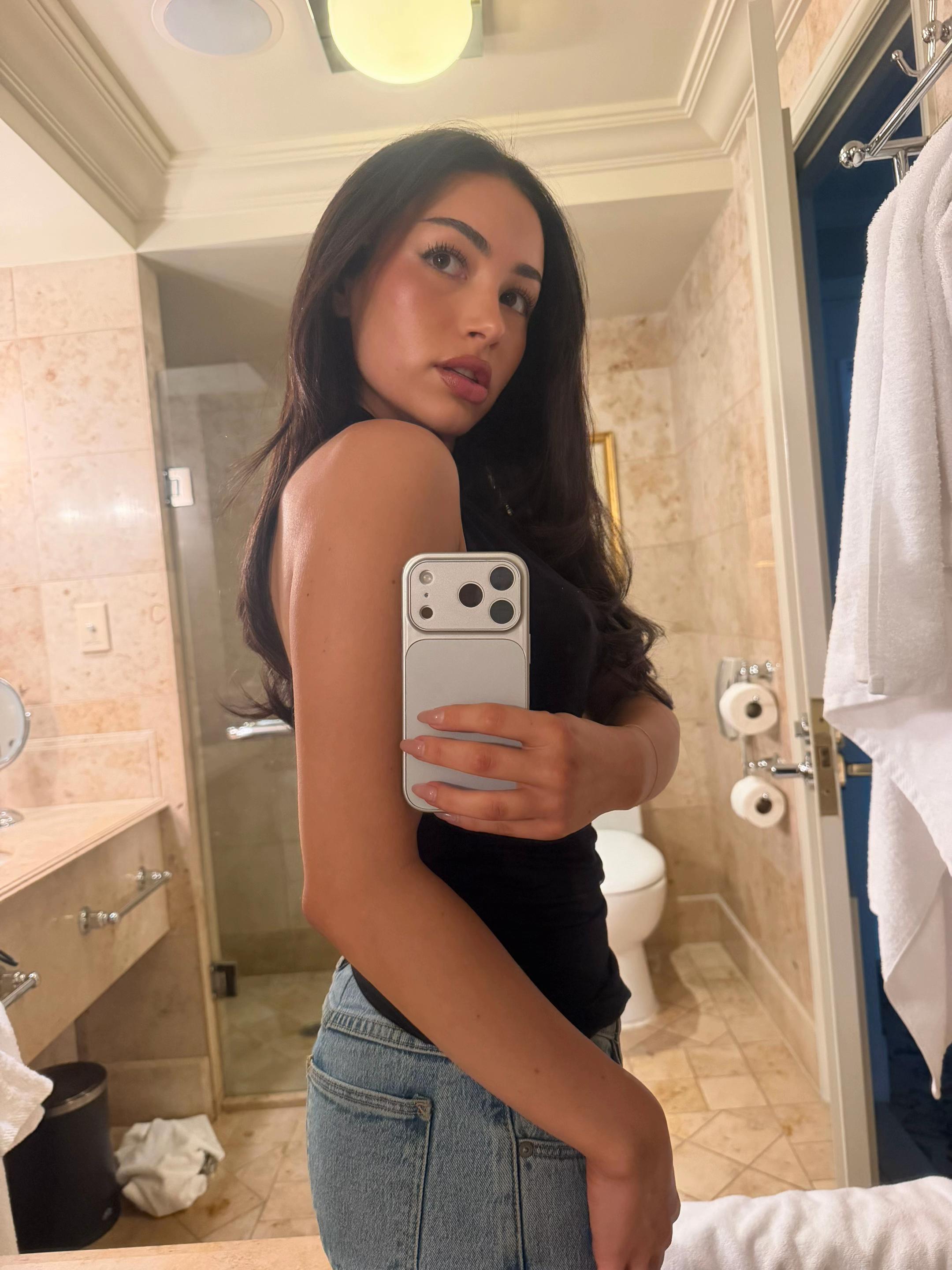 @LAMEISHA