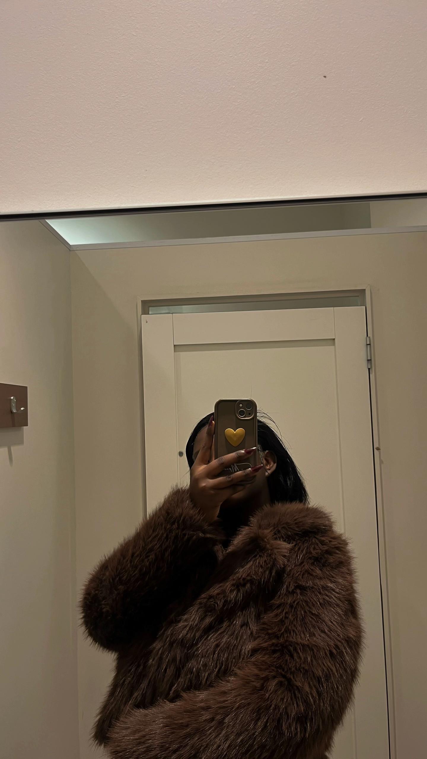 @Ms. lelo ᥫ᭡.