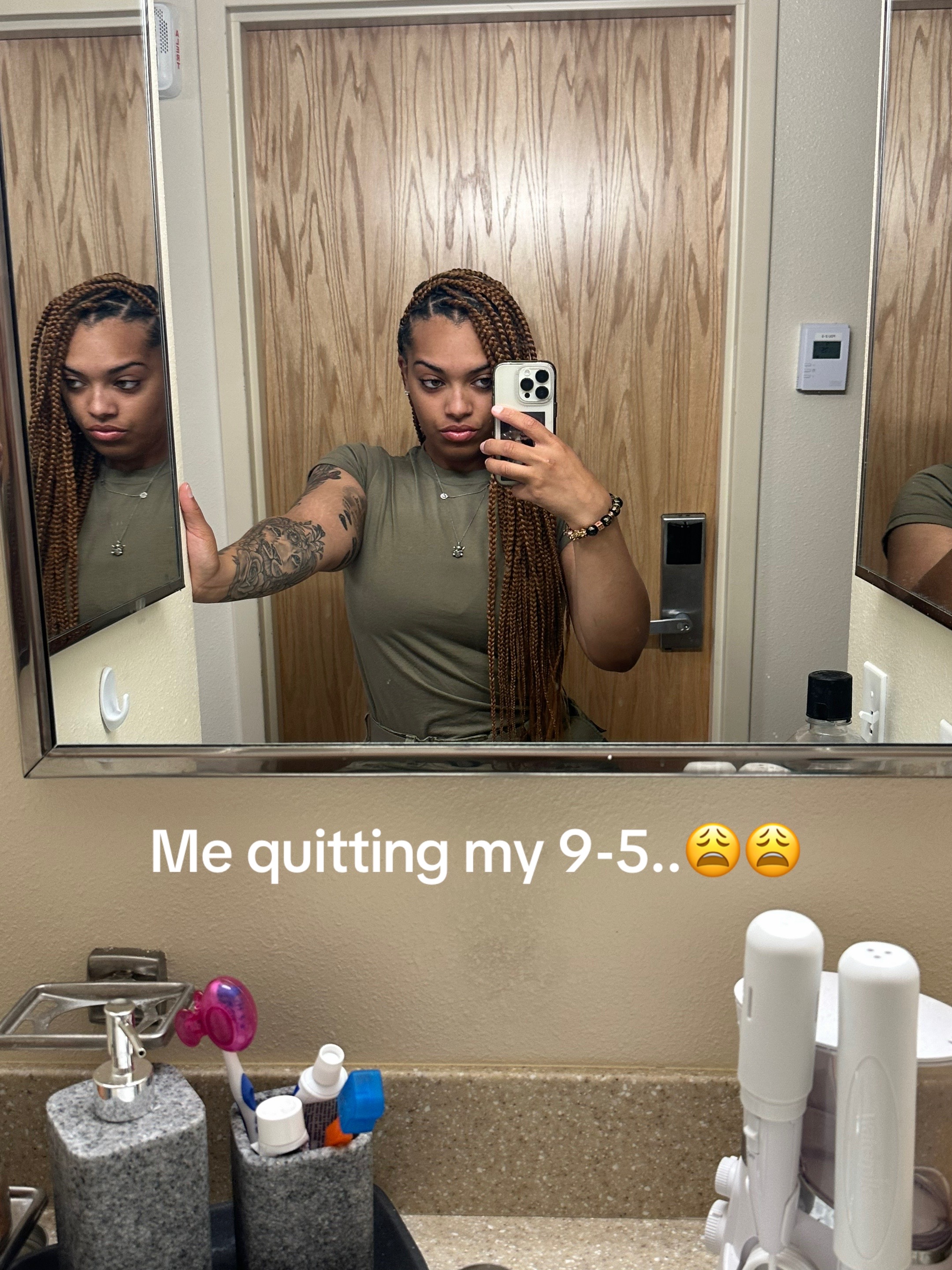 @Anaaa