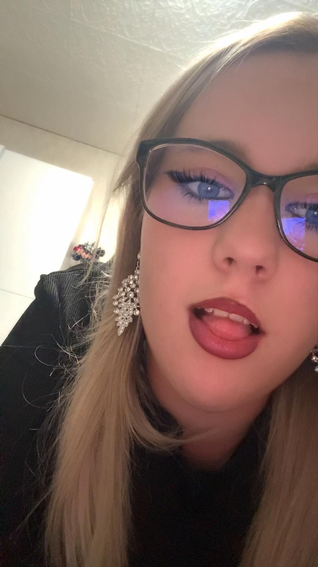 @Just_selina