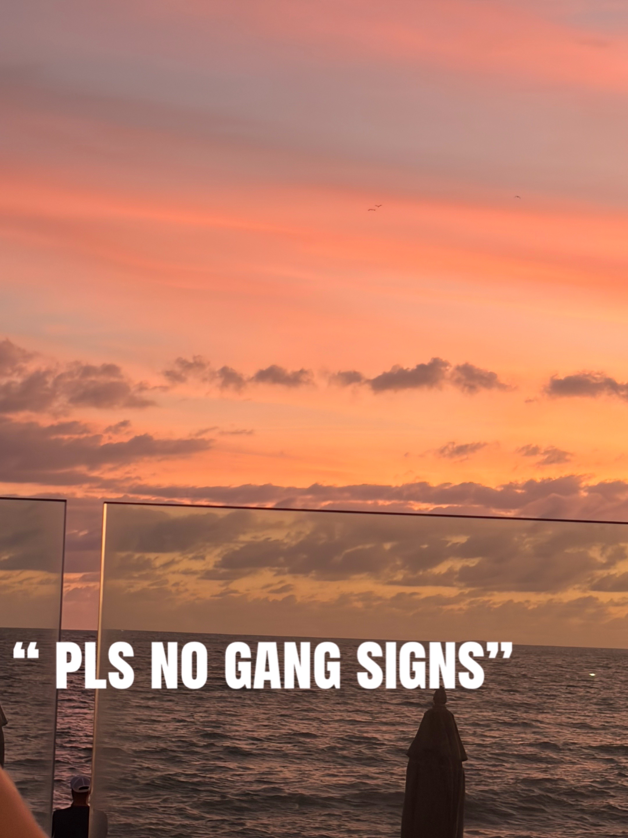 @Daphene🌊