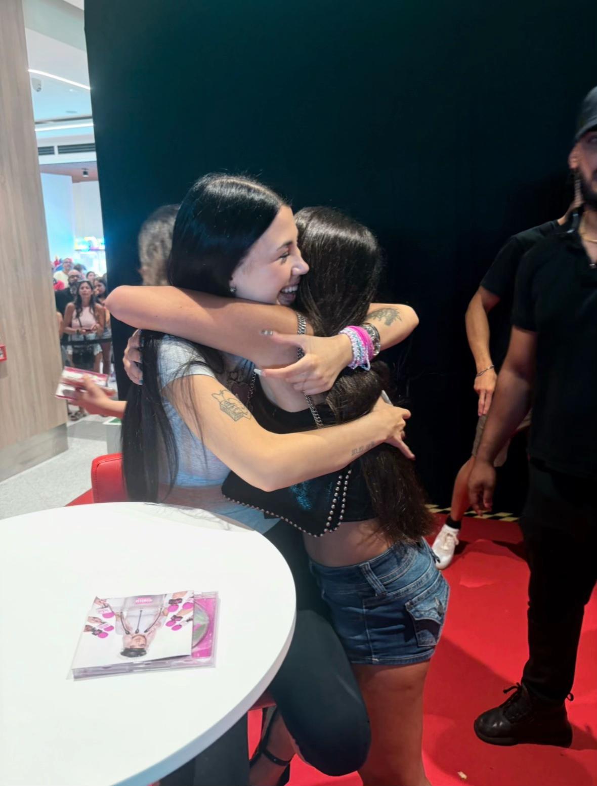 @𝐜𝐥𝐚𝐫𝐚💕||10𝓉𝒽