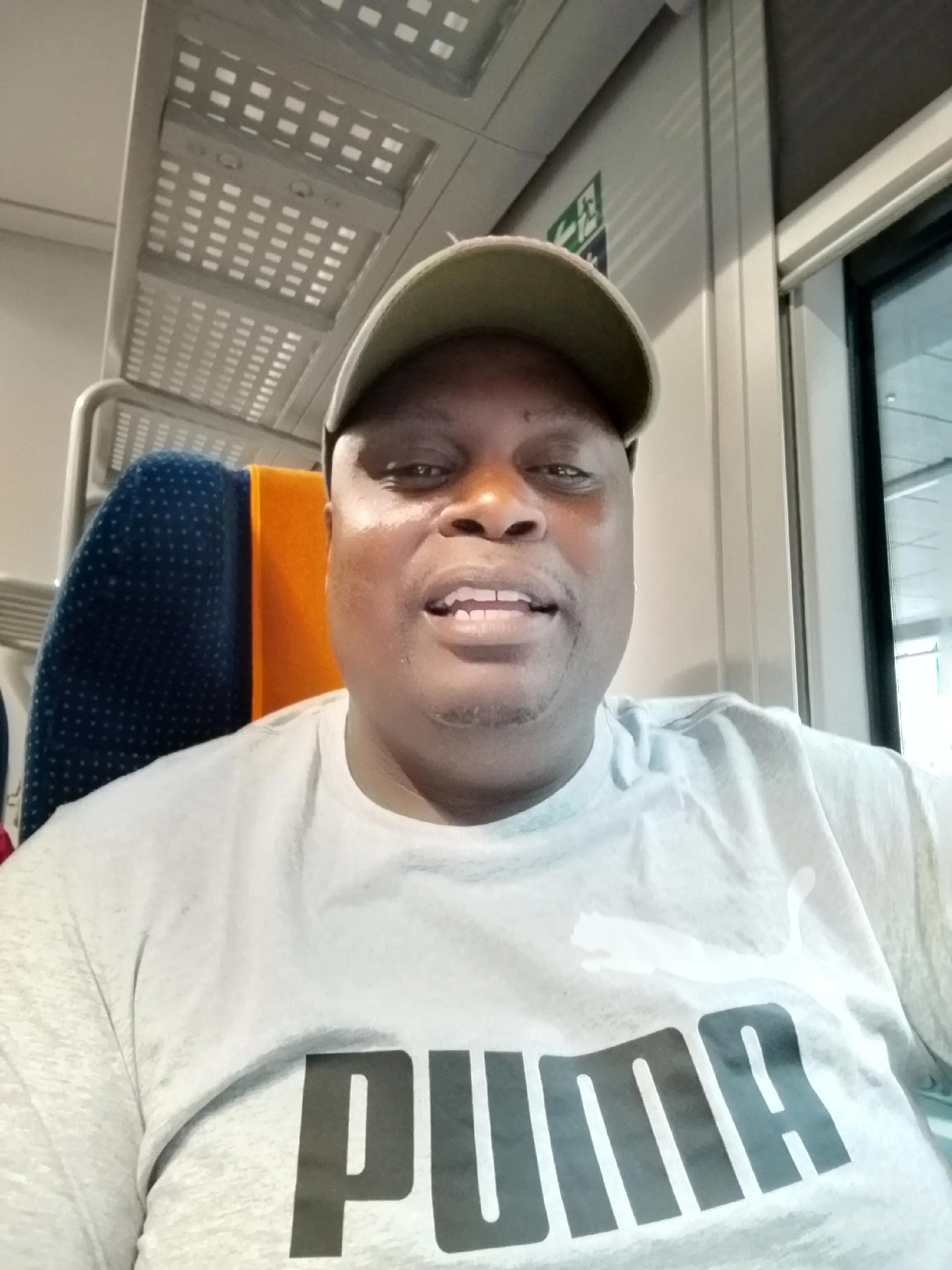@Tindo G.🇿🇼🇪🇺
