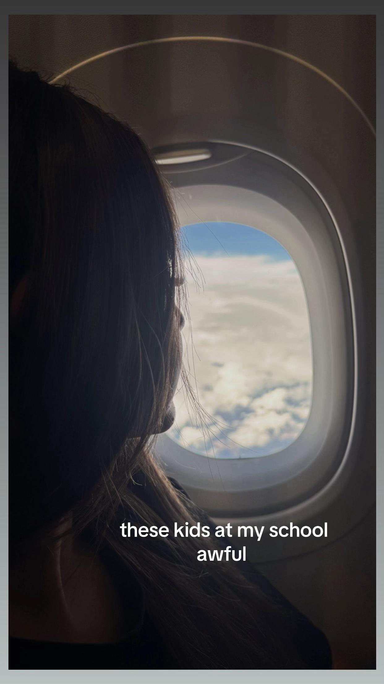 @𝓮.