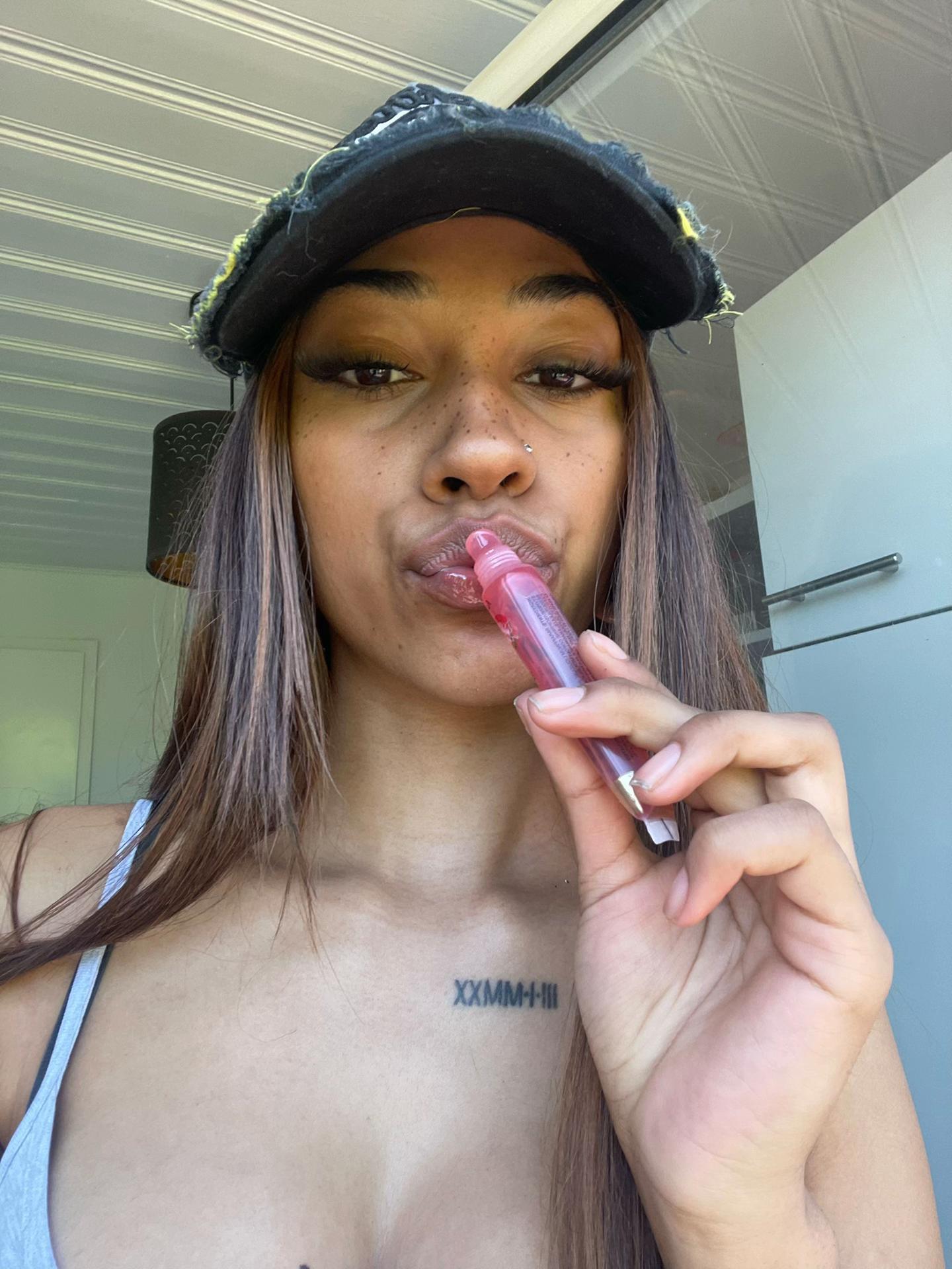 @Julianna Isabella