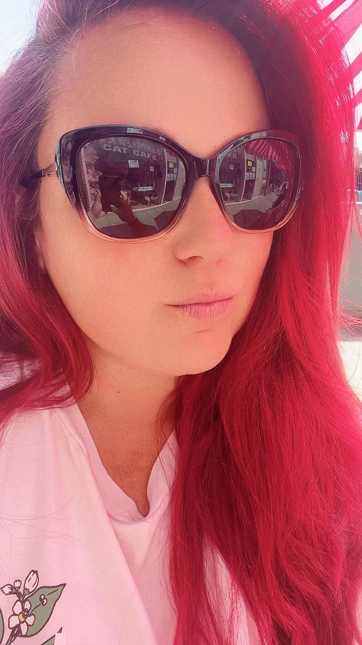 @SarahjustSarah_backup