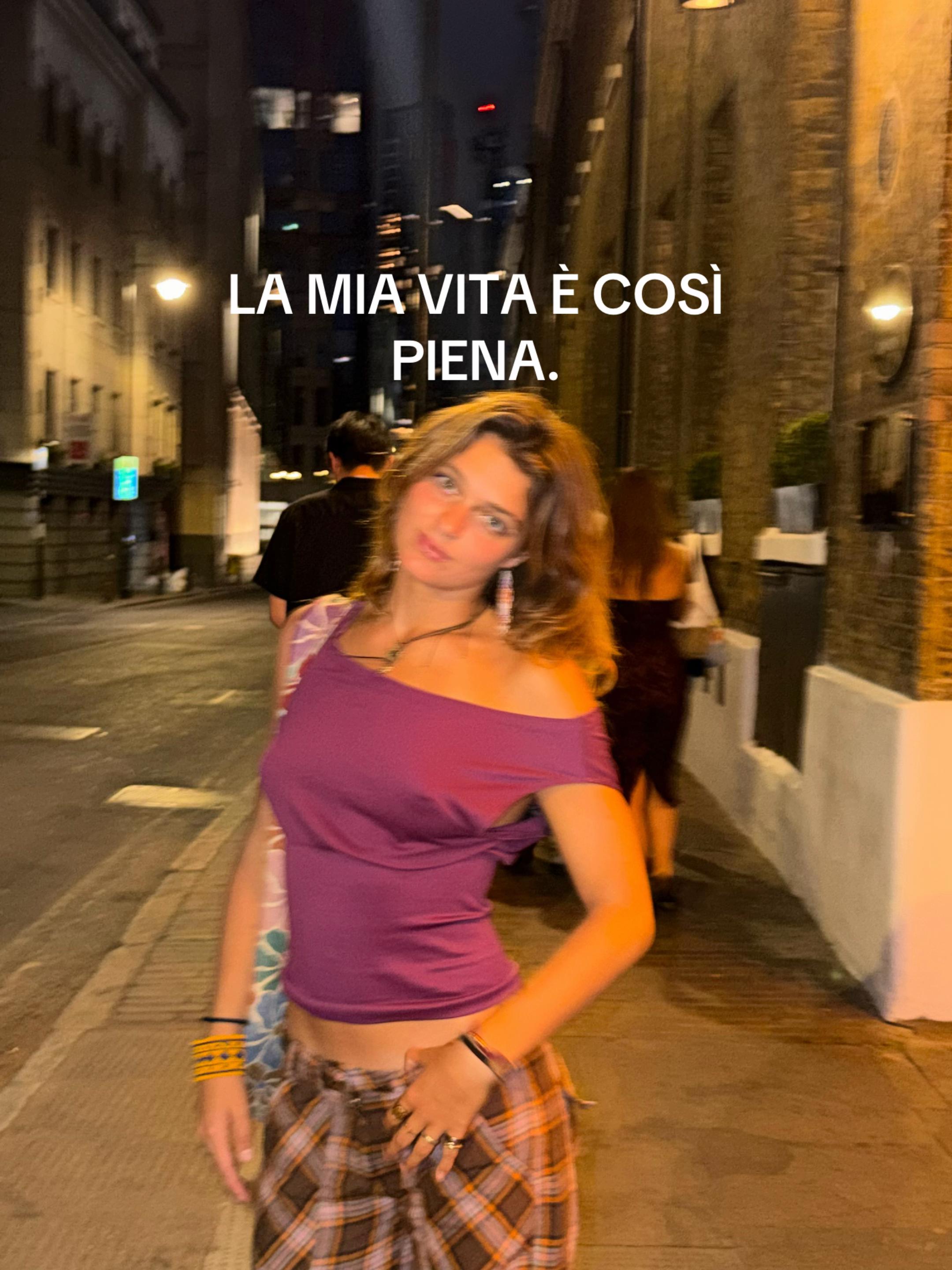 @M A V I V A