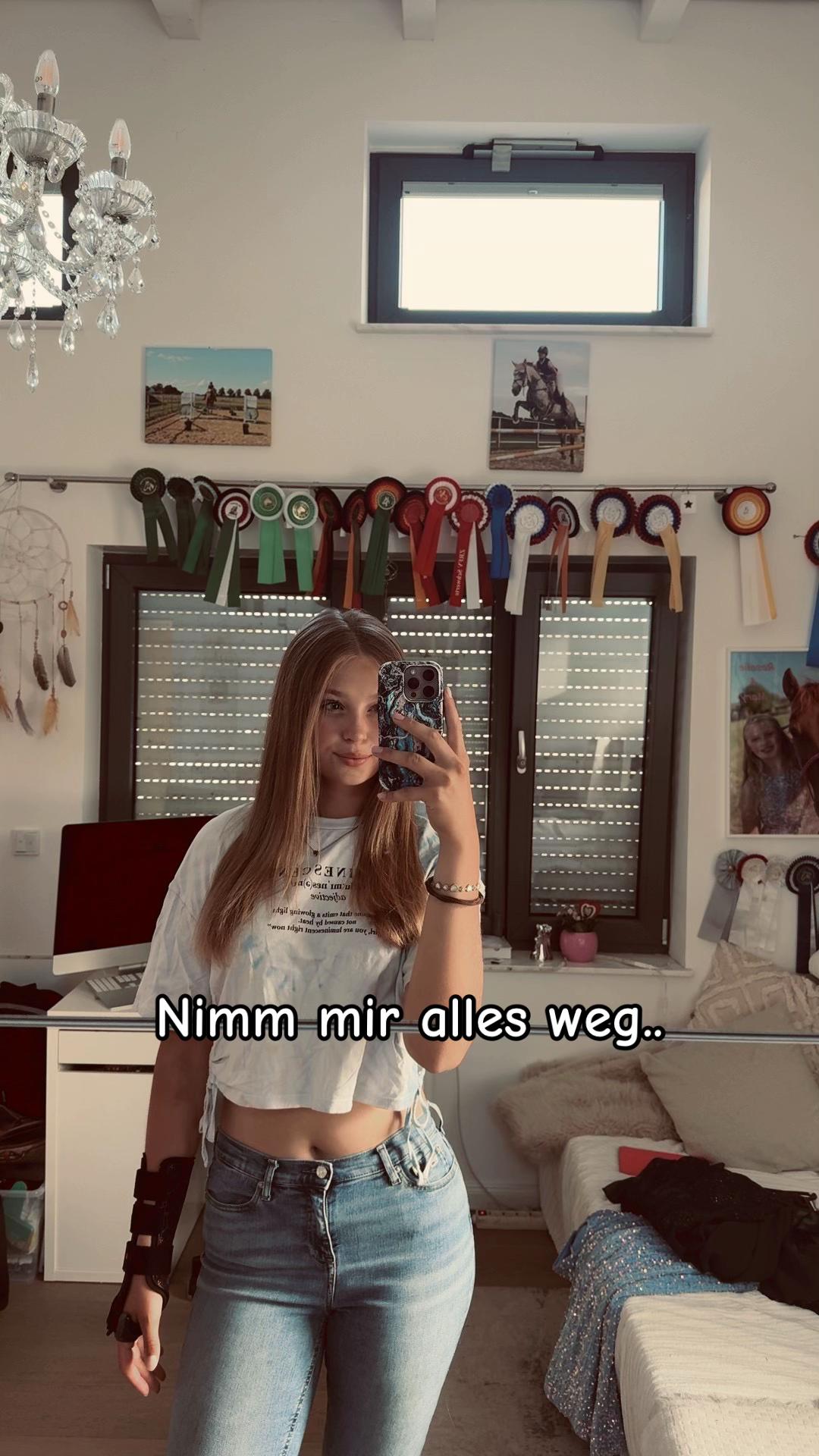@Rosalie✨