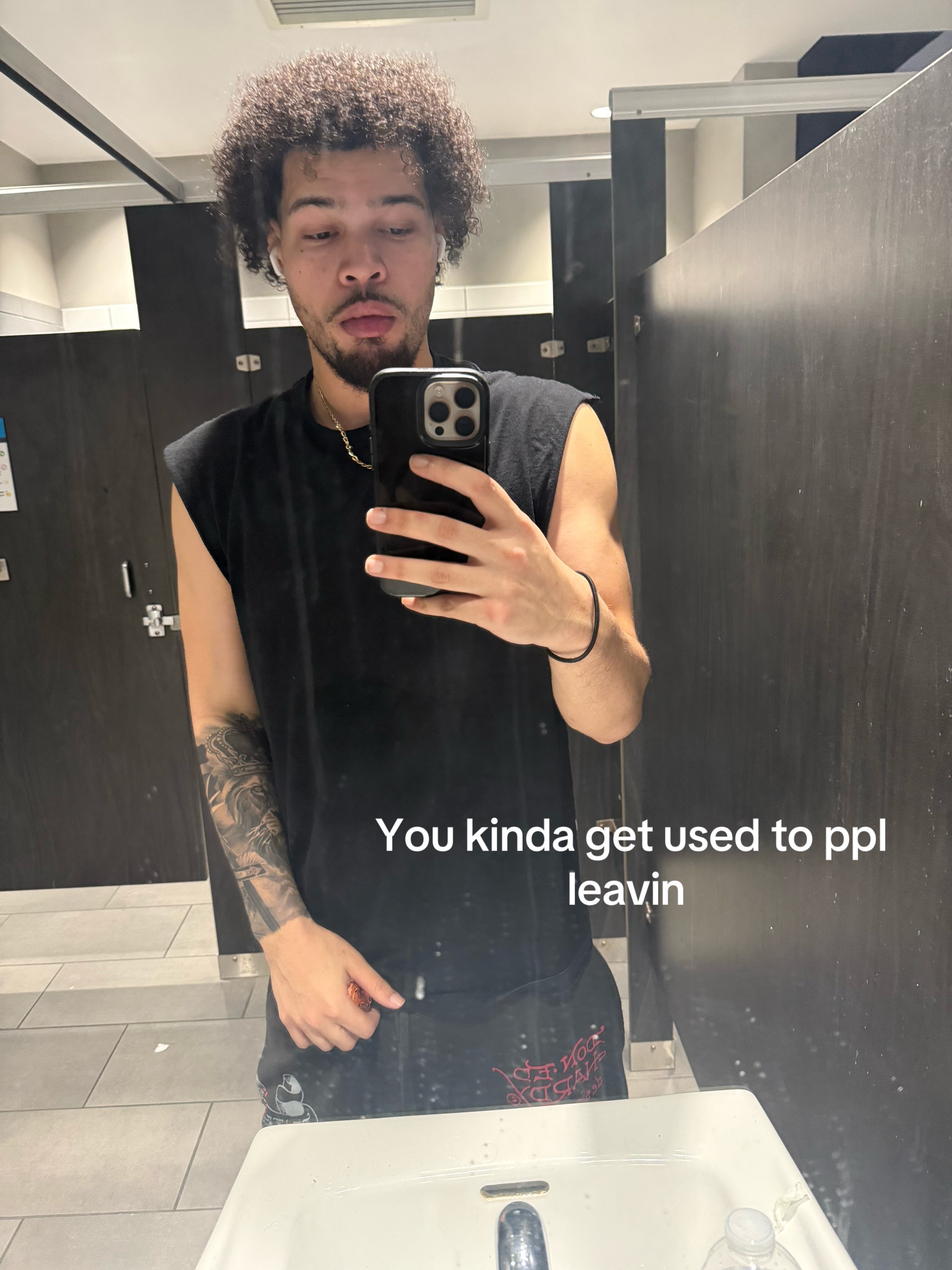 @KingFlvcko5L