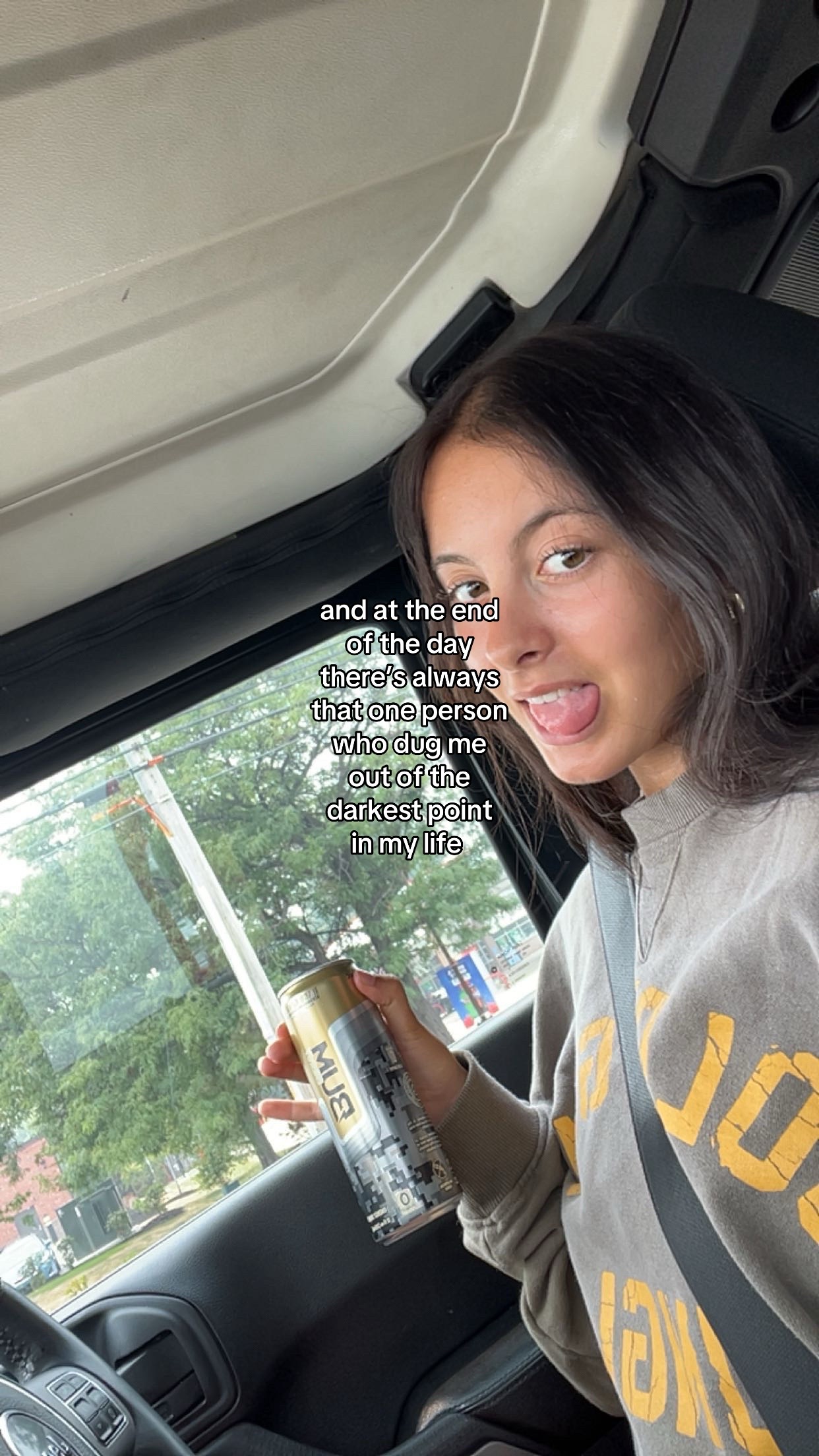 @violetalifts