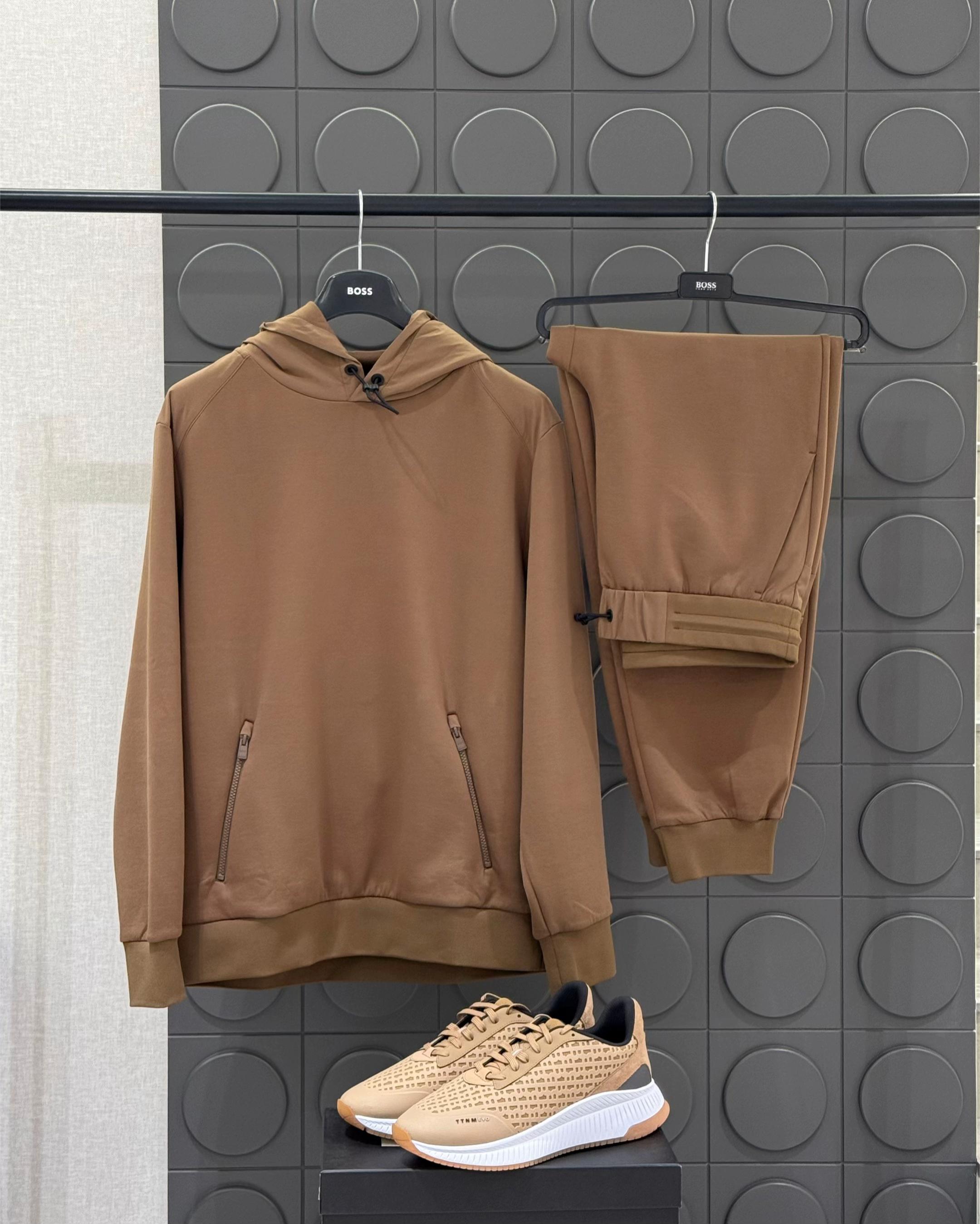 @B_Outlet_tm