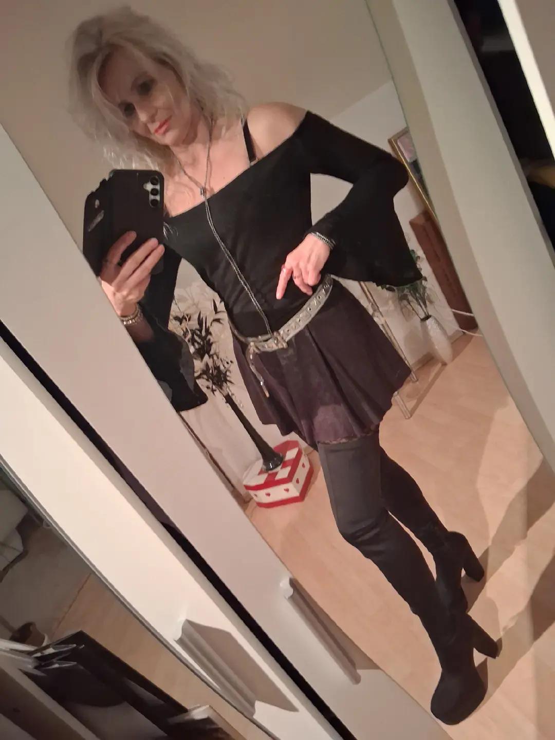 @Eleonora