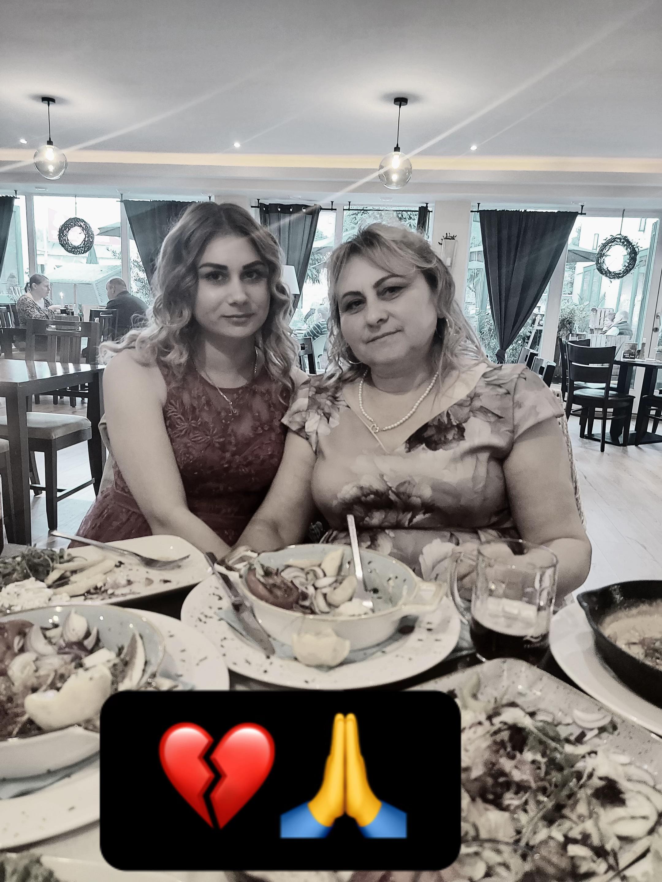 @Lena🌸