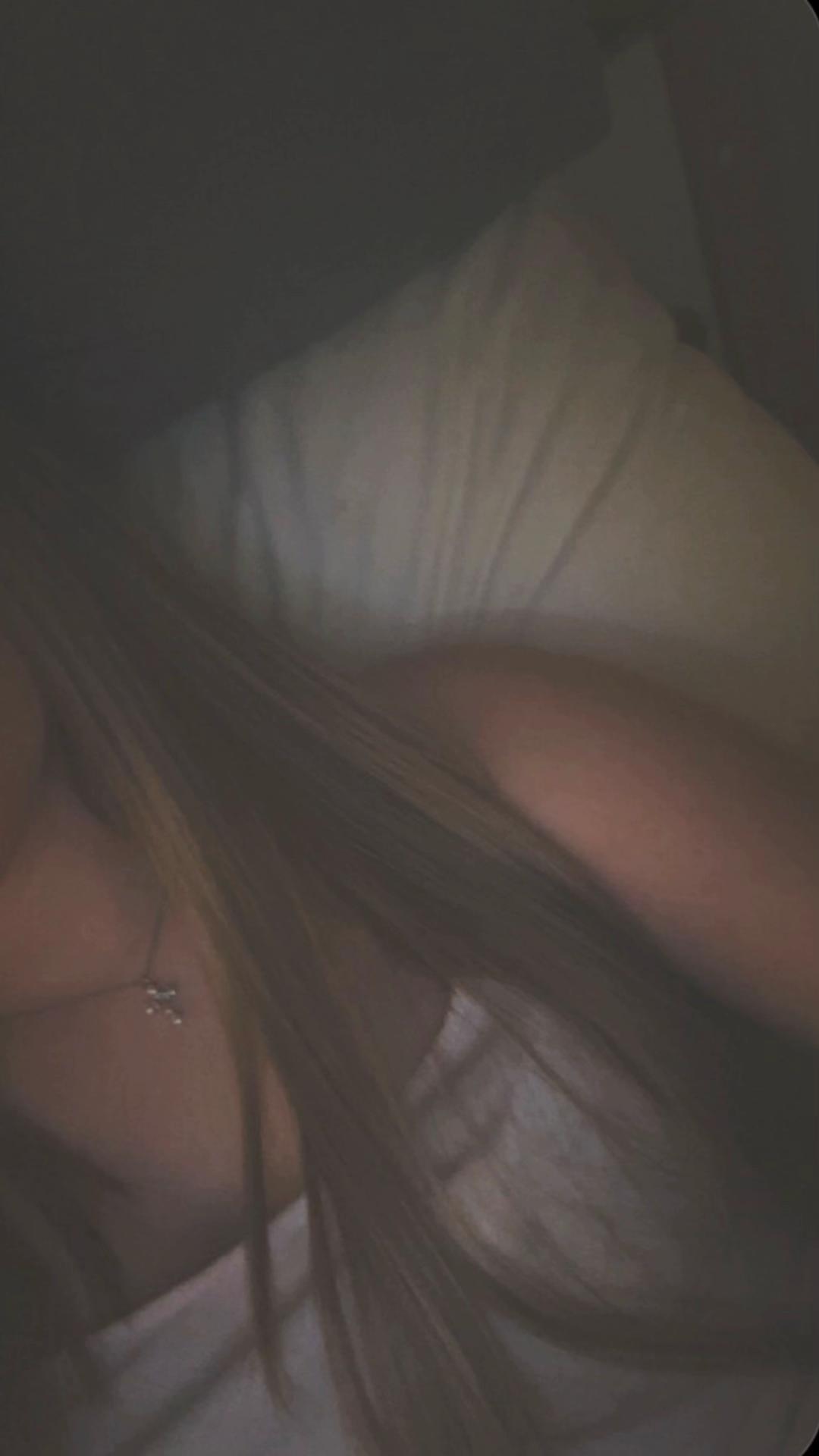 @ᥫ᭡.