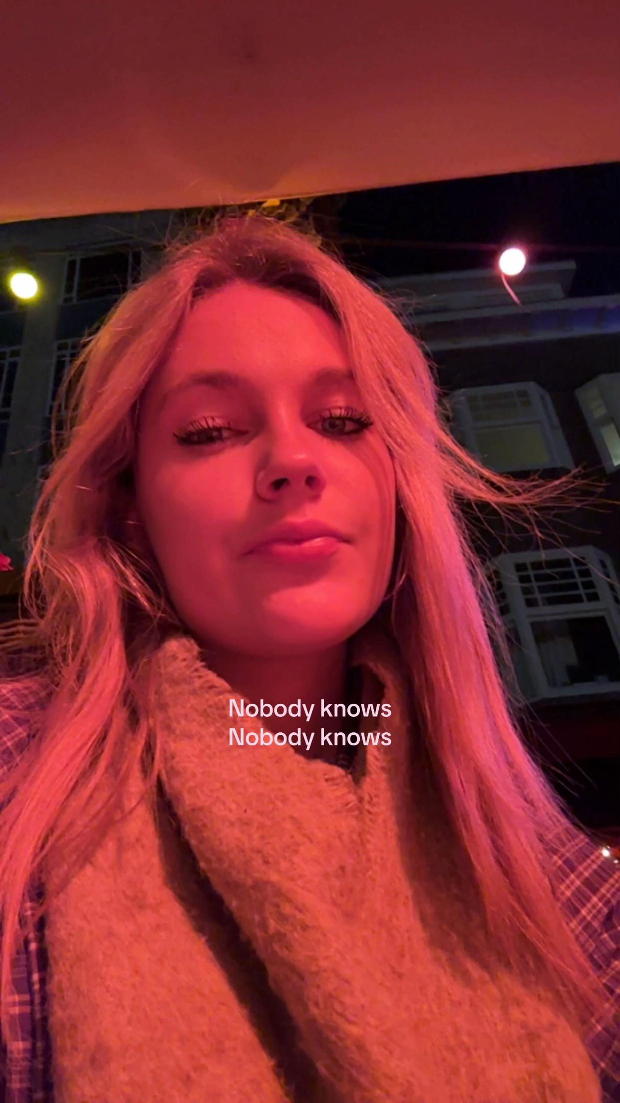 @ɴ ᴀ ᴏ ᴍ ɪ 🌸