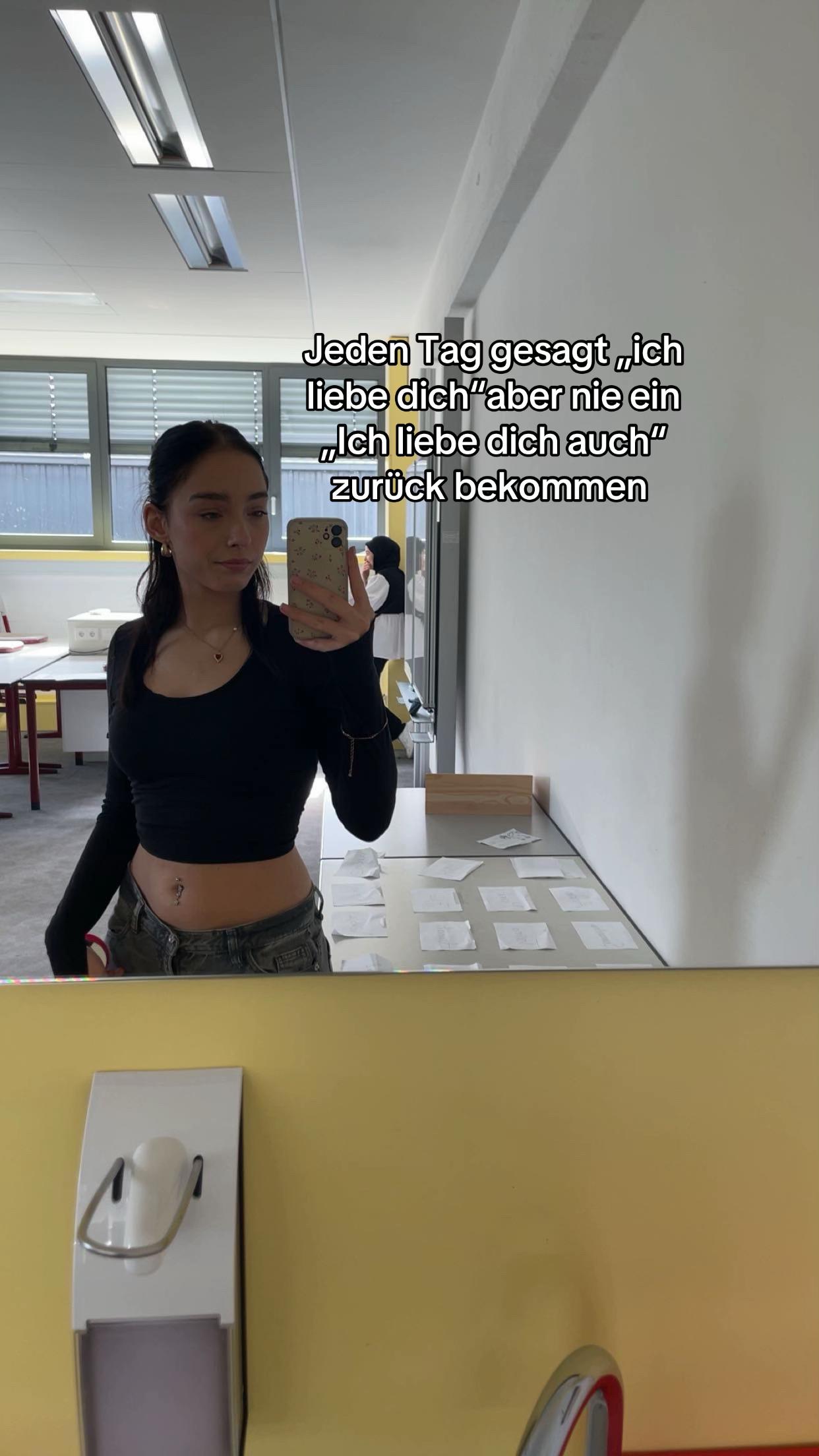 @Leonie