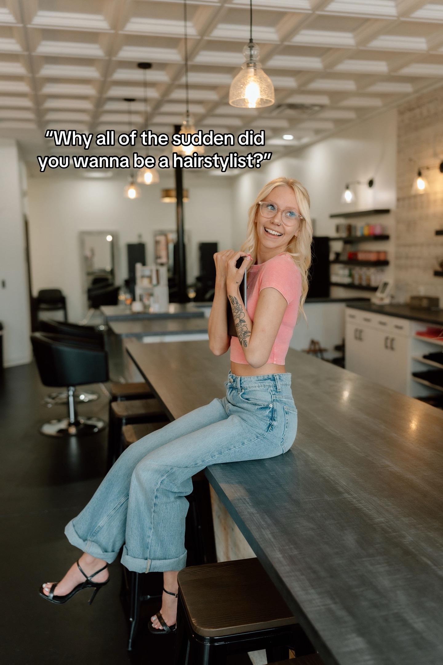 @blondedbyzoey•INDIANA STYLIST•