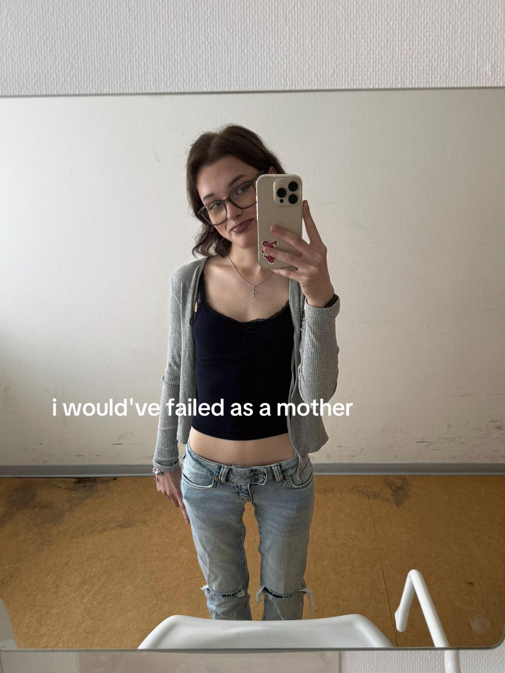@￴