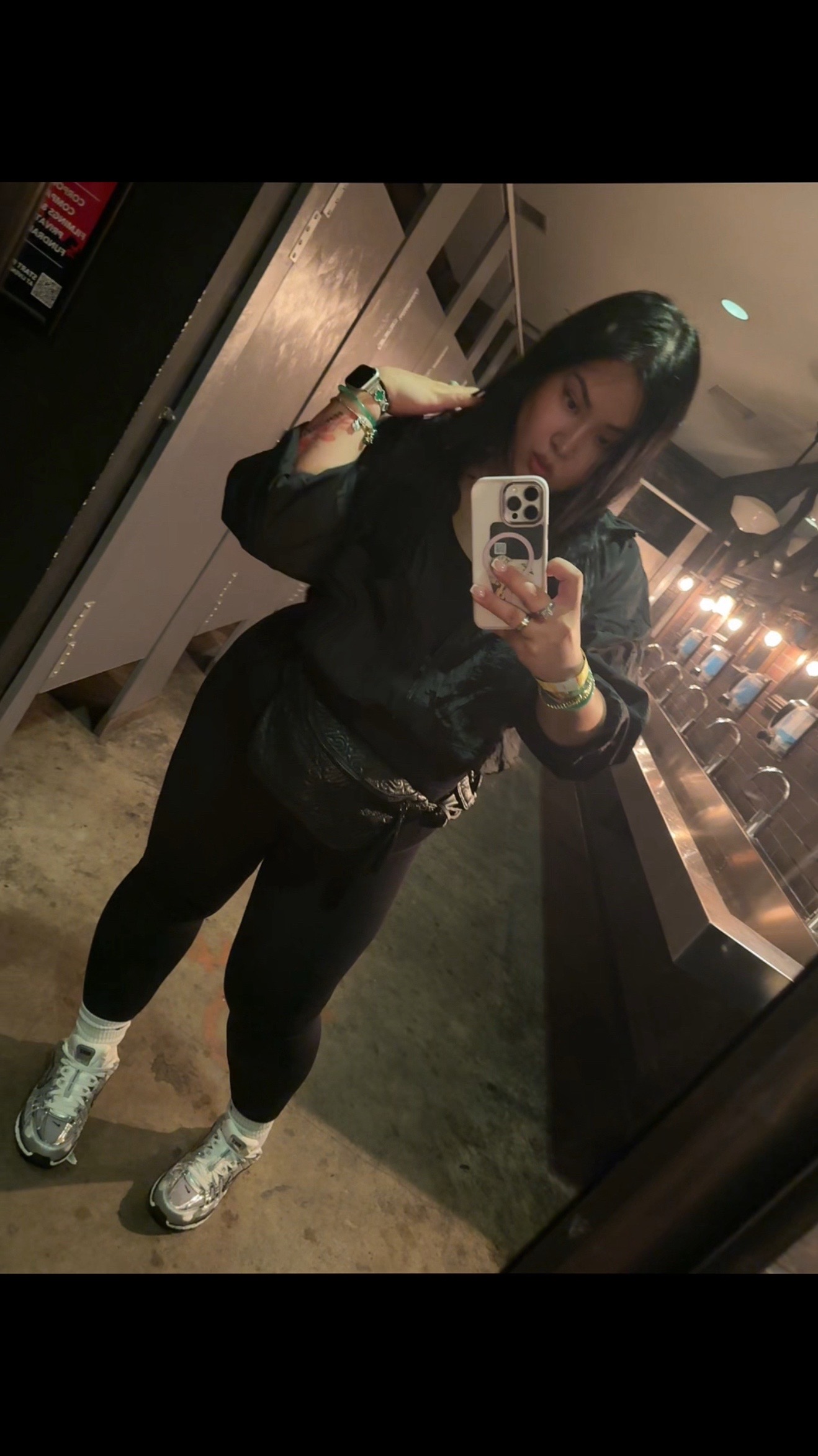 @pretty_jenni_vibes