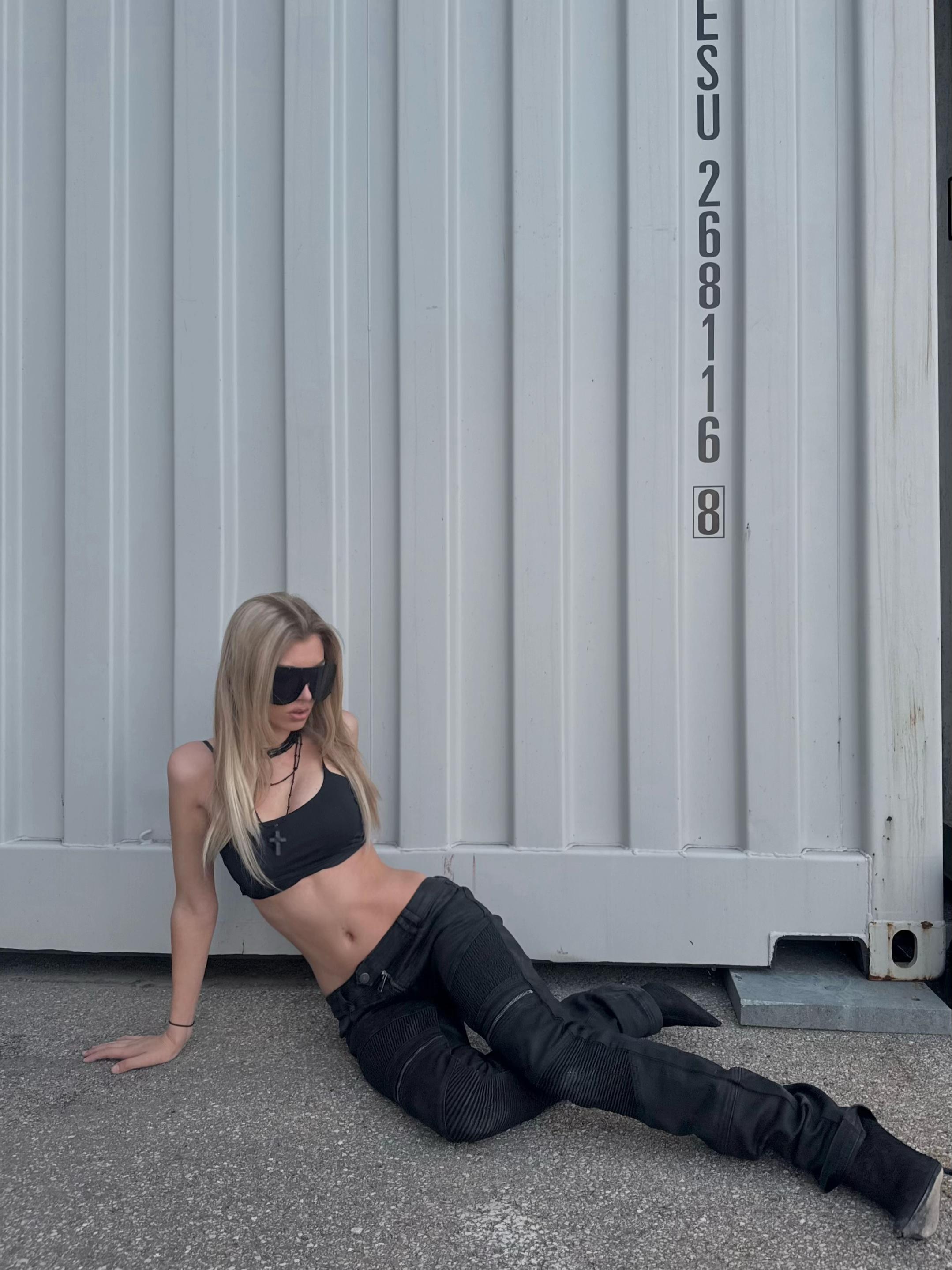 @✖️