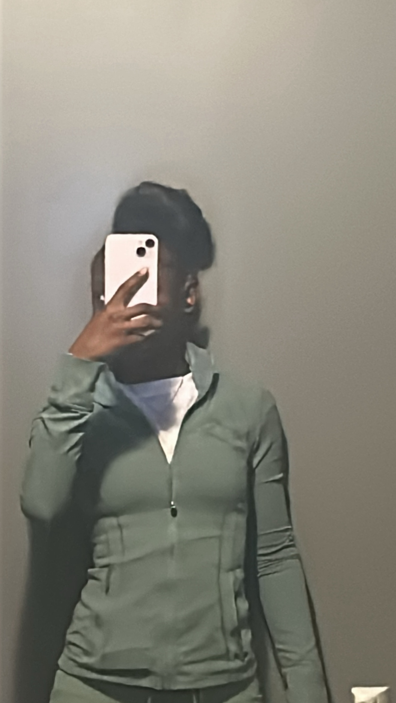 @🫠🧚🏽&zwj;♀️