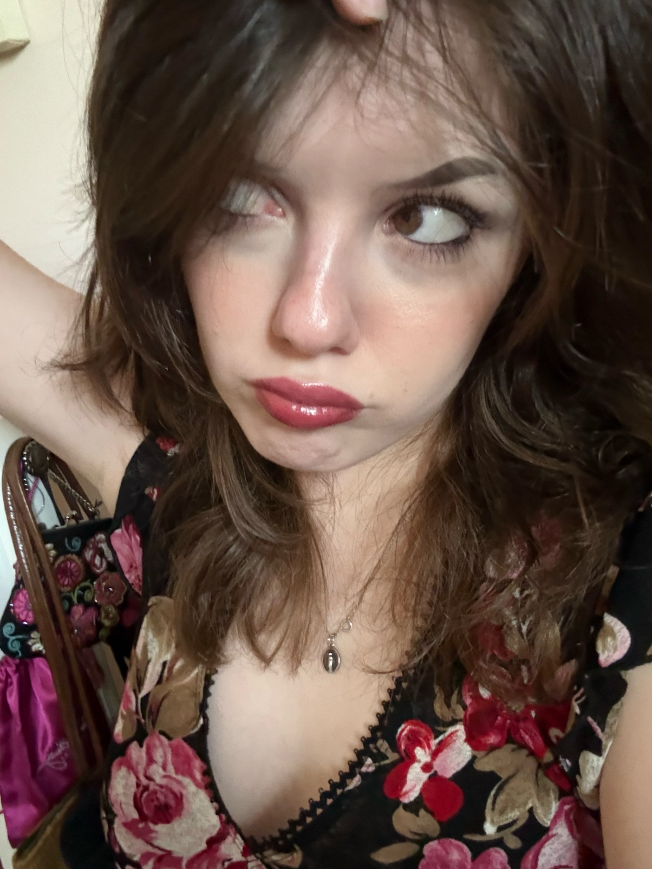 @lo<3