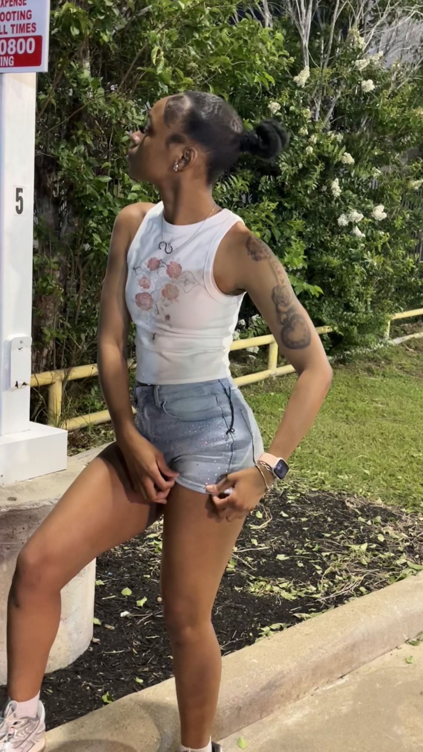 @1 of 1